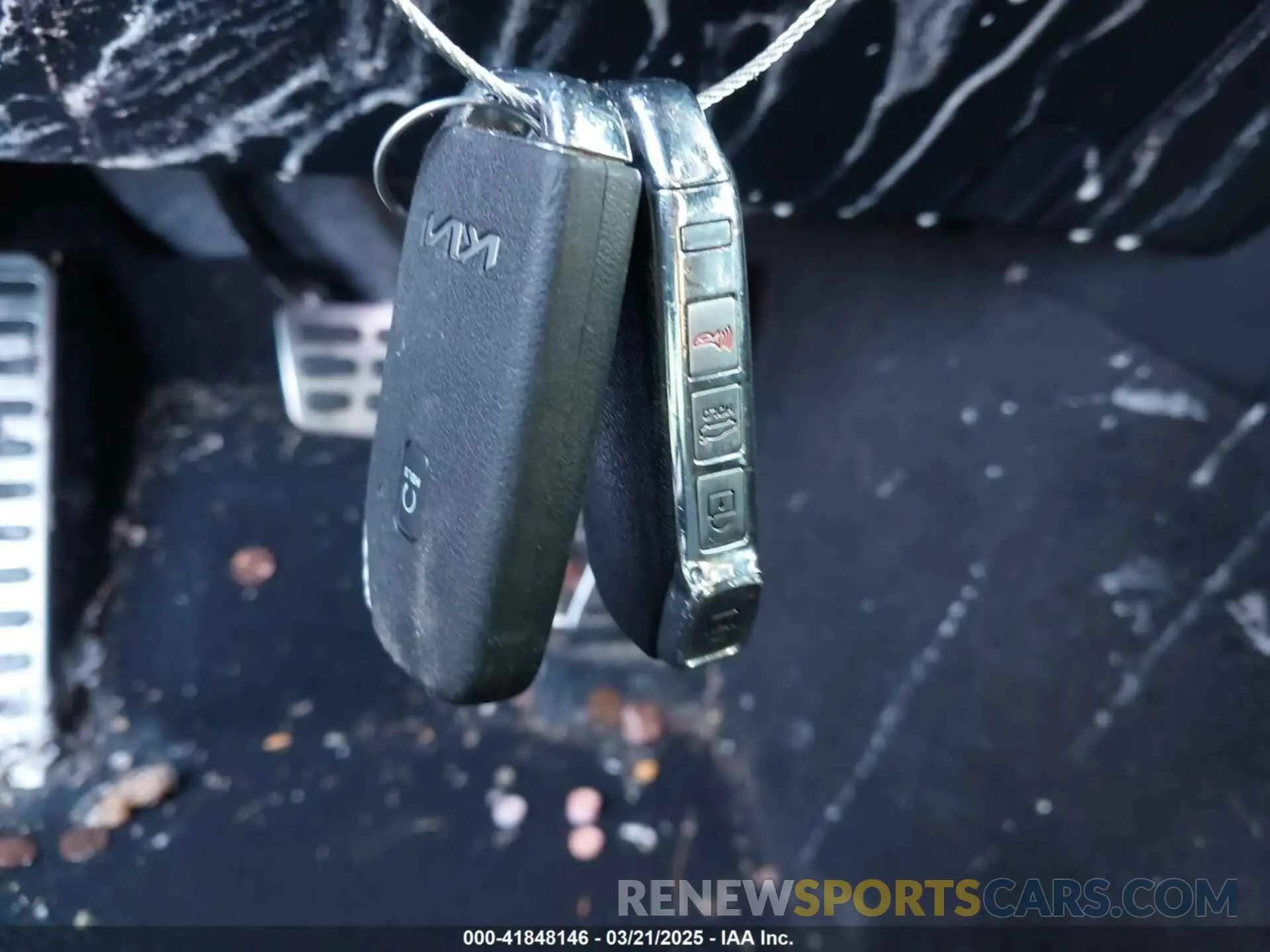 11 Photograph of a damaged car KNAE55LC8P6131689 KIA STINGER 2023