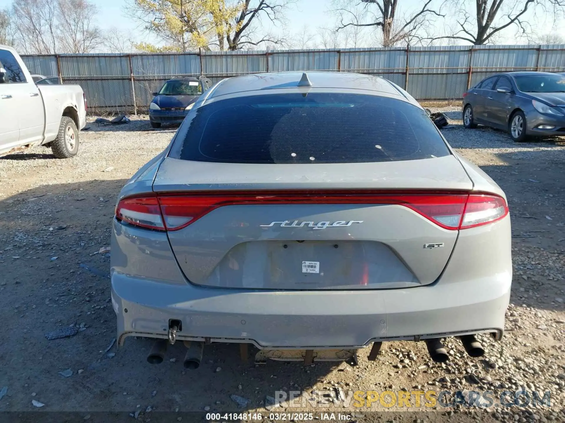 17 Photograph of a damaged car KNAE55LC8P6131689 KIA STINGER 2023