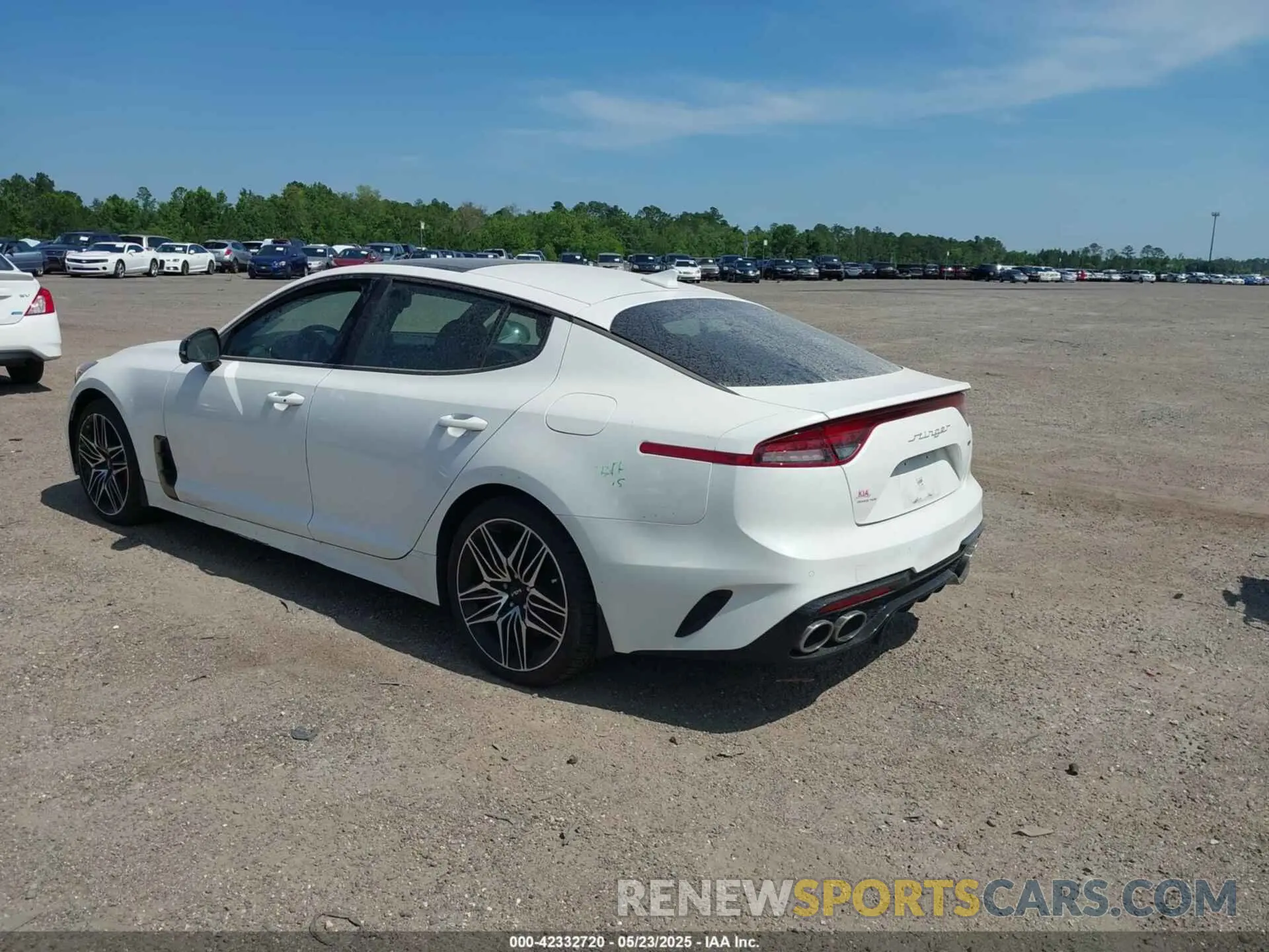 3 Photograph of a damaged car KNAE55LCXP6129216 KIA STINGER 2023