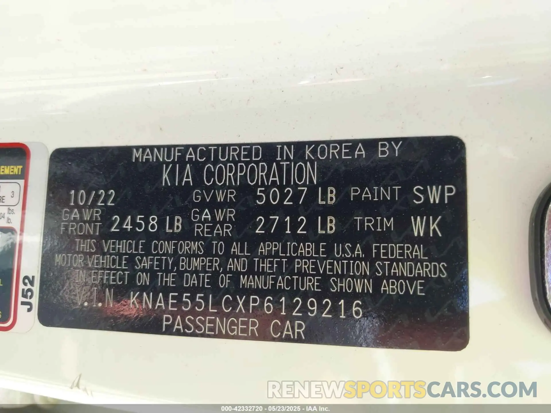 9 Photograph of a damaged car KNAE55LCXP6129216 KIA STINGER 2023