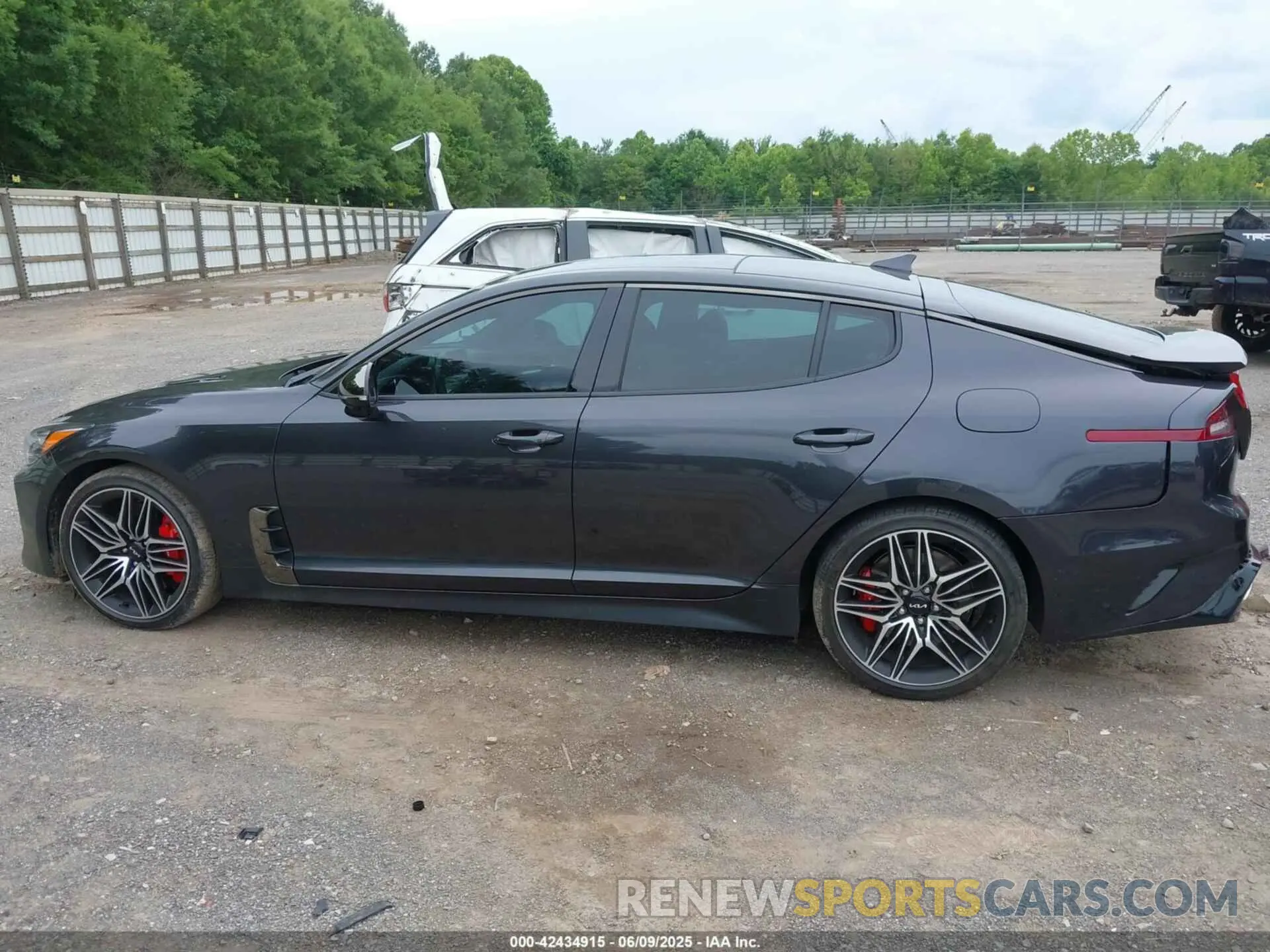 14 Photograph of a damaged car KNAE55LCXP6135209 KIA STINGER 2023