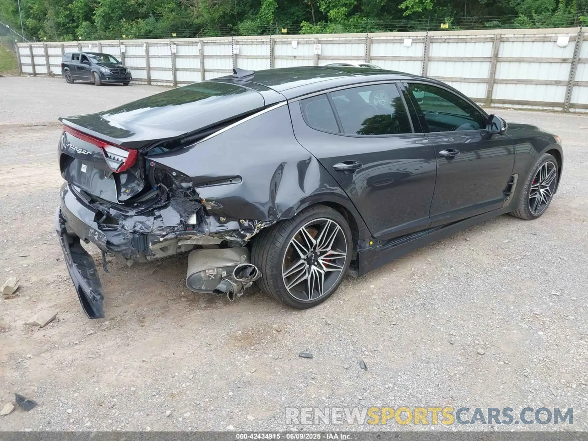 4 Photograph of a damaged car KNAE55LCXP6135209 KIA STINGER 2023