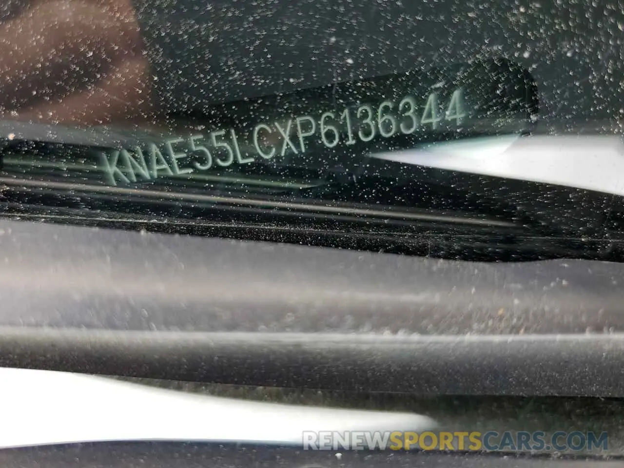 12 Photograph of a damaged car KNAE55LCXP6136344 KIA STINGER 2023