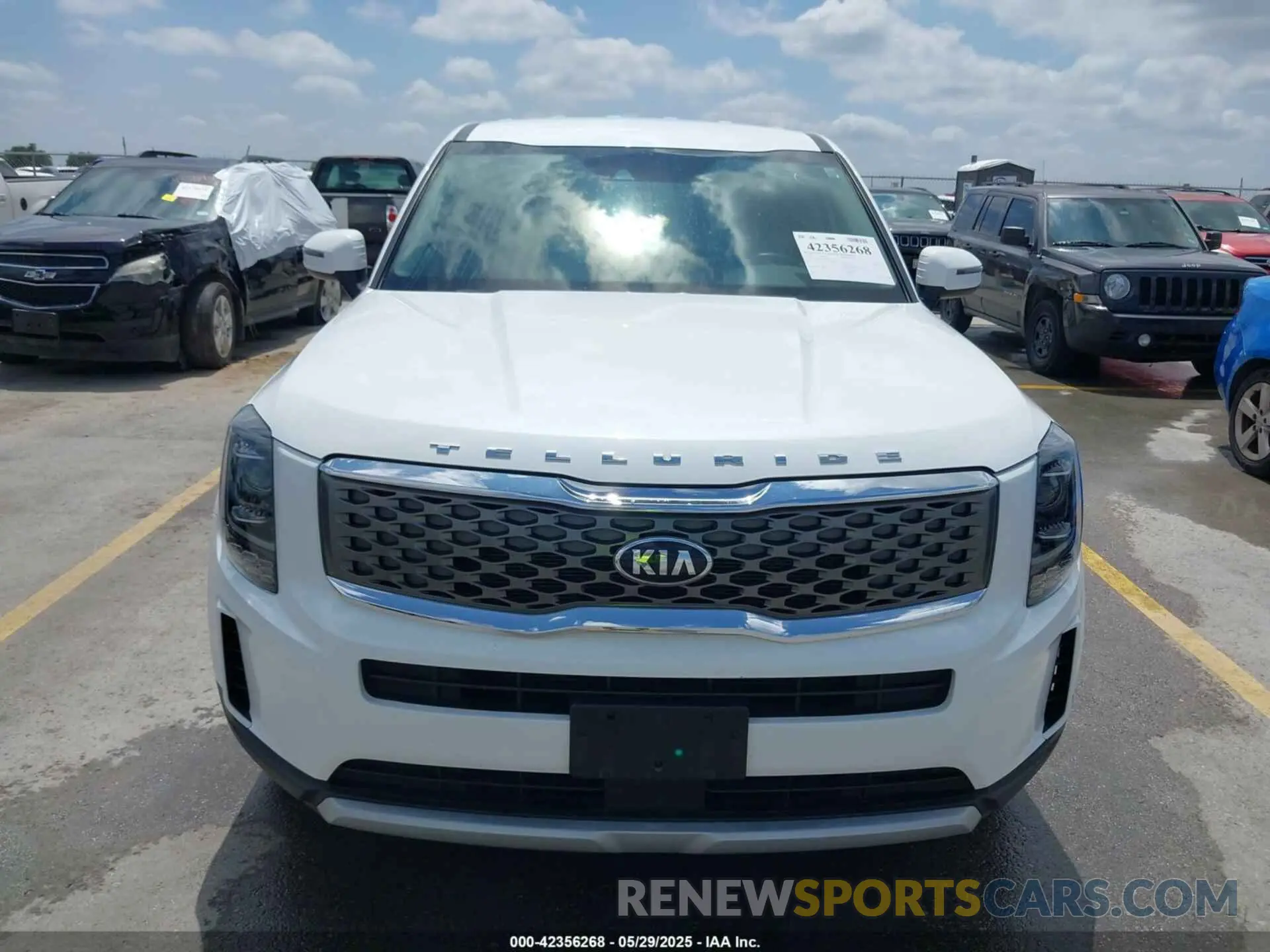 12 Photograph of a damaged car 5XYP24HC0LG017040 KIA TELLURIDE 2020
