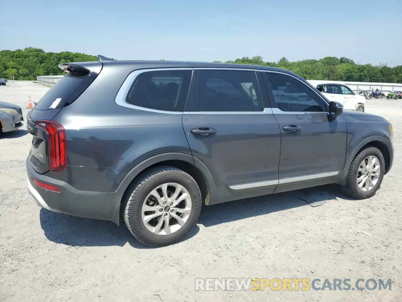 3 Photograph of a damaged car 5XYP24HC5LG025442 KIA TELLURIDE 2020