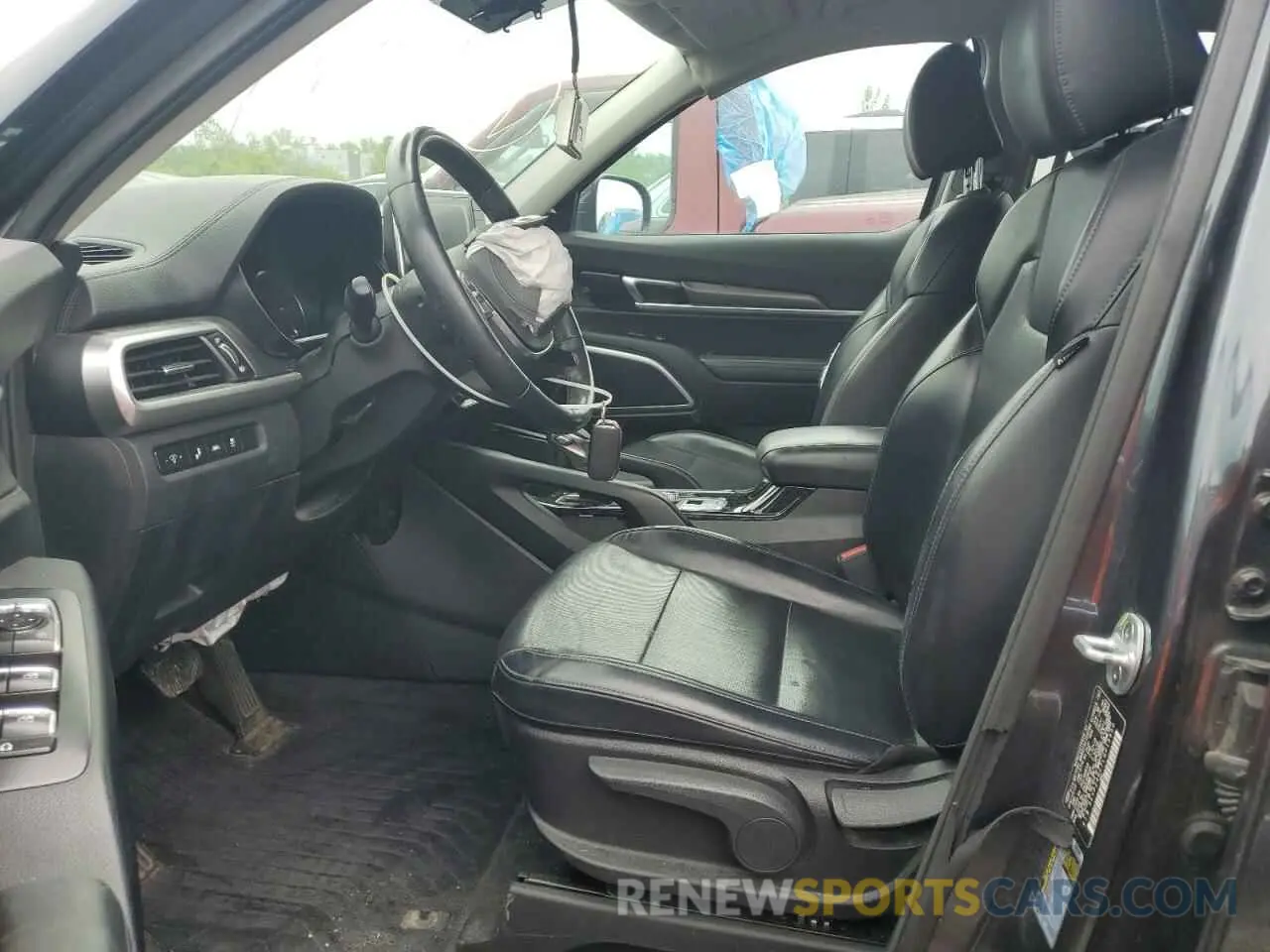 7 Photograph of a damaged car 5XYP24HC7LG015950 KIA TELLURIDE 2020