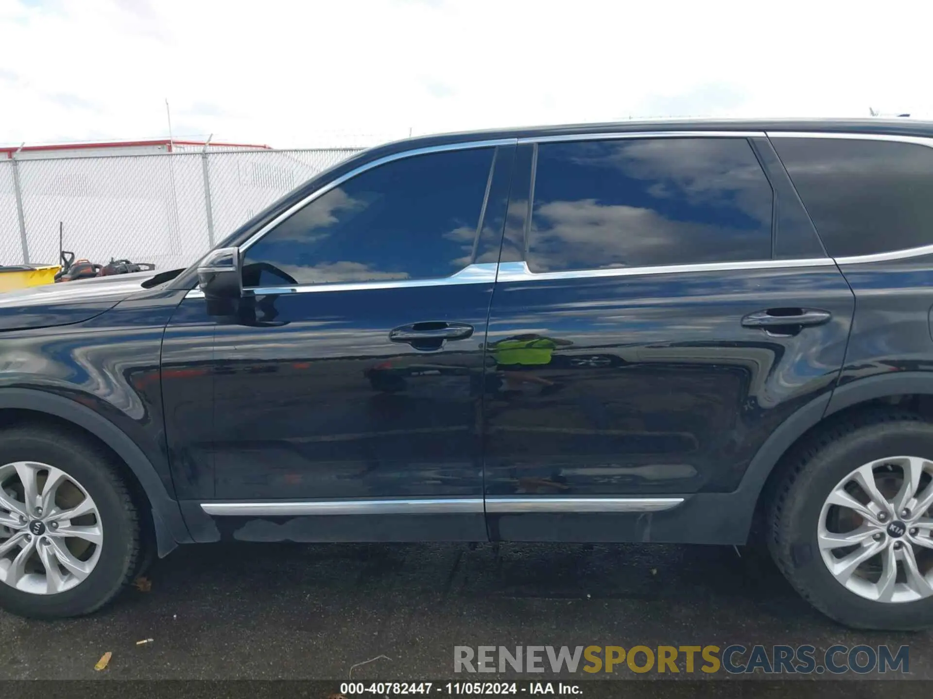 14 Photograph of a damaged car 5XYP24HCXLG028711 KIA TELLURIDE 2020