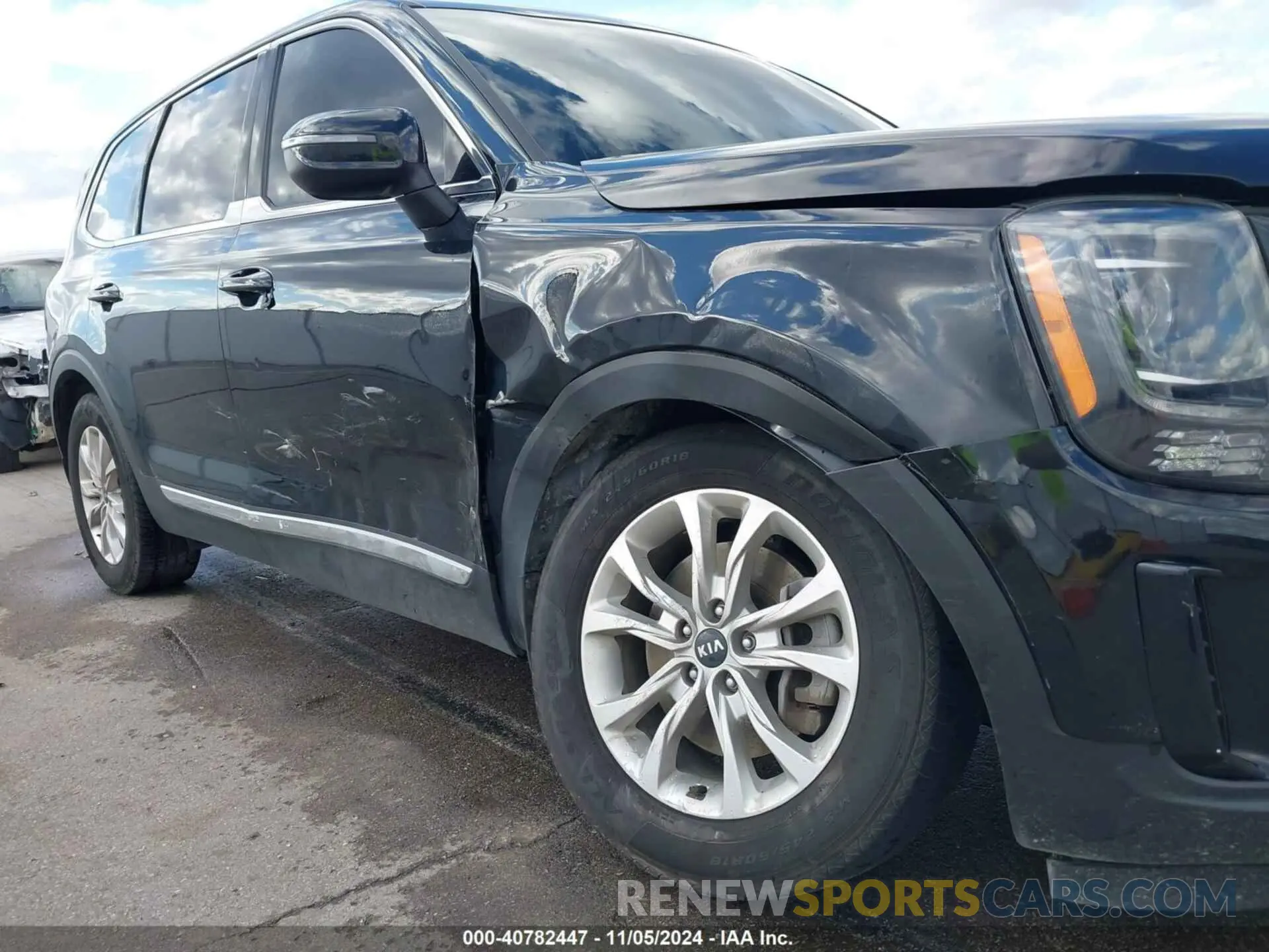 6 Photograph of a damaged car 5XYP24HCXLG028711 KIA TELLURIDE 2020