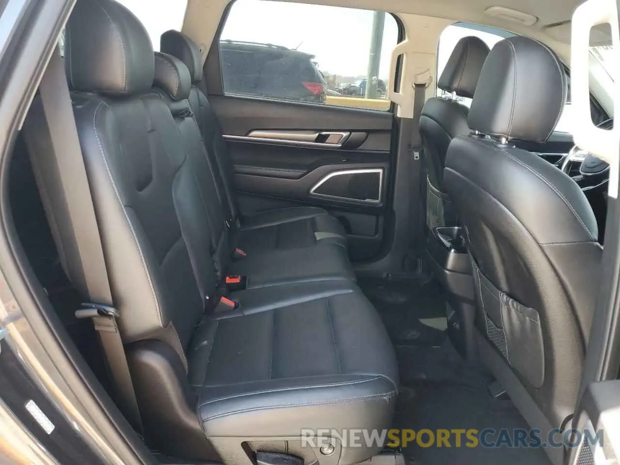 11 Photograph of a damaged car 5XYP24HCXLG090741 KIA TELLURIDE 2020