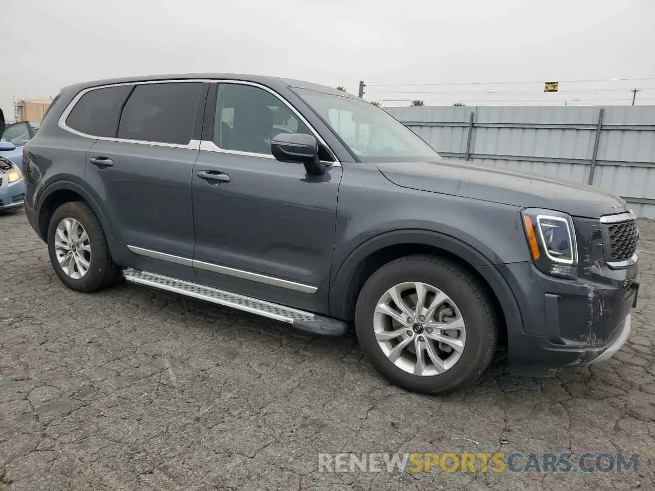 4 Photograph of a damaged car 5XYP24HCXLG092182 KIA TELLURIDE 2020