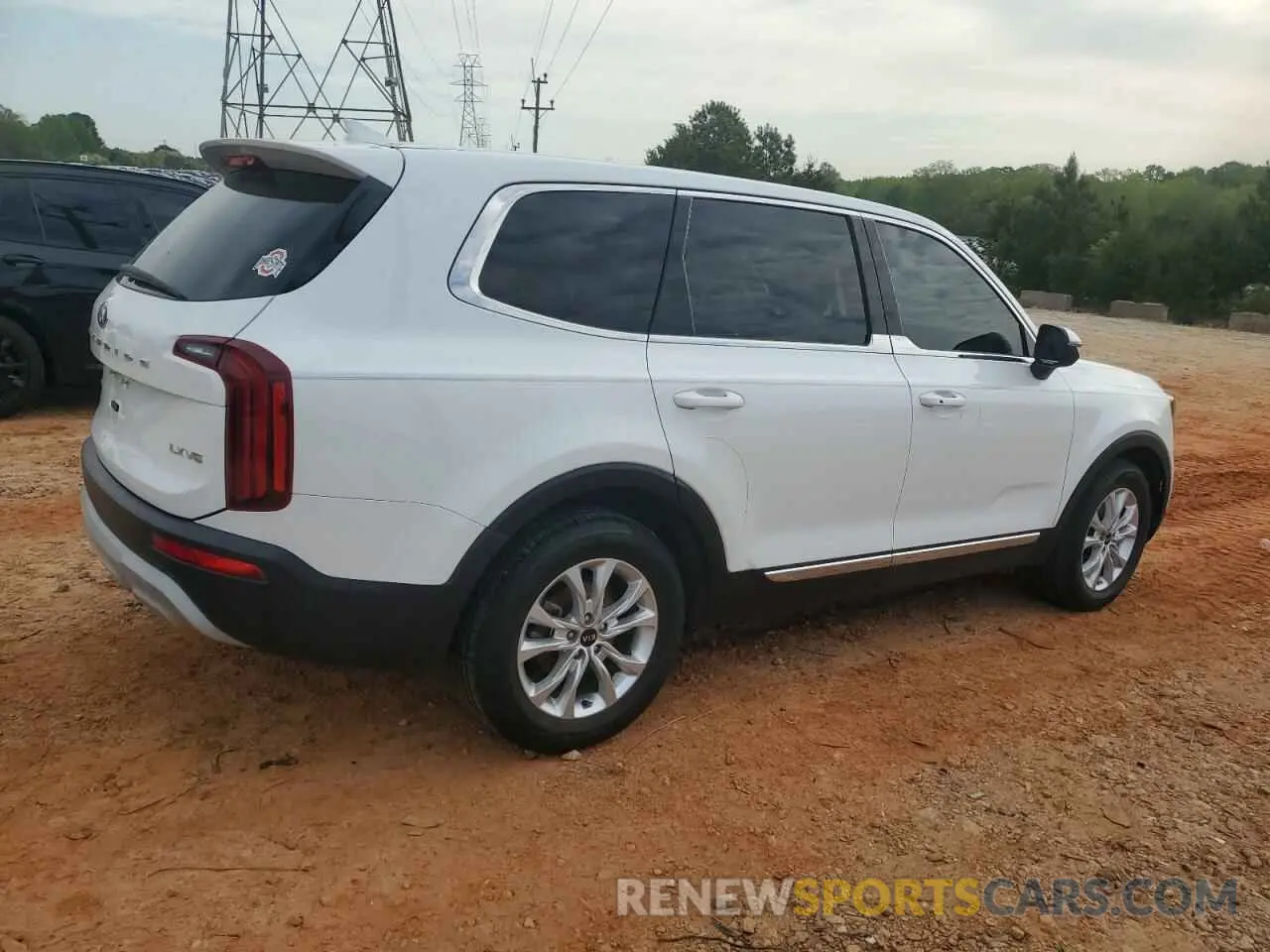 3 Photograph of a damaged car 5XYP2DHC0LG016857 KIA TELLURIDE 2020