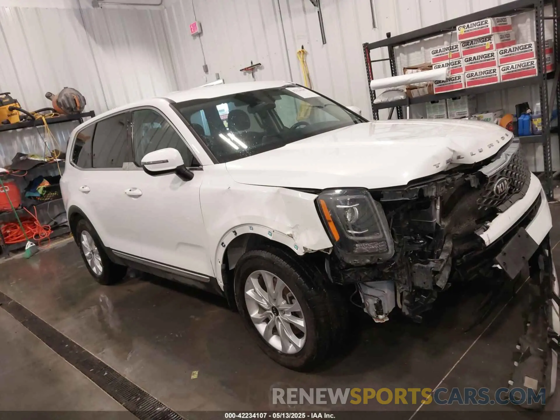 14 Photograph of a damaged car 5XYP2DHC1LG052749 KIA TELLURIDE 2020