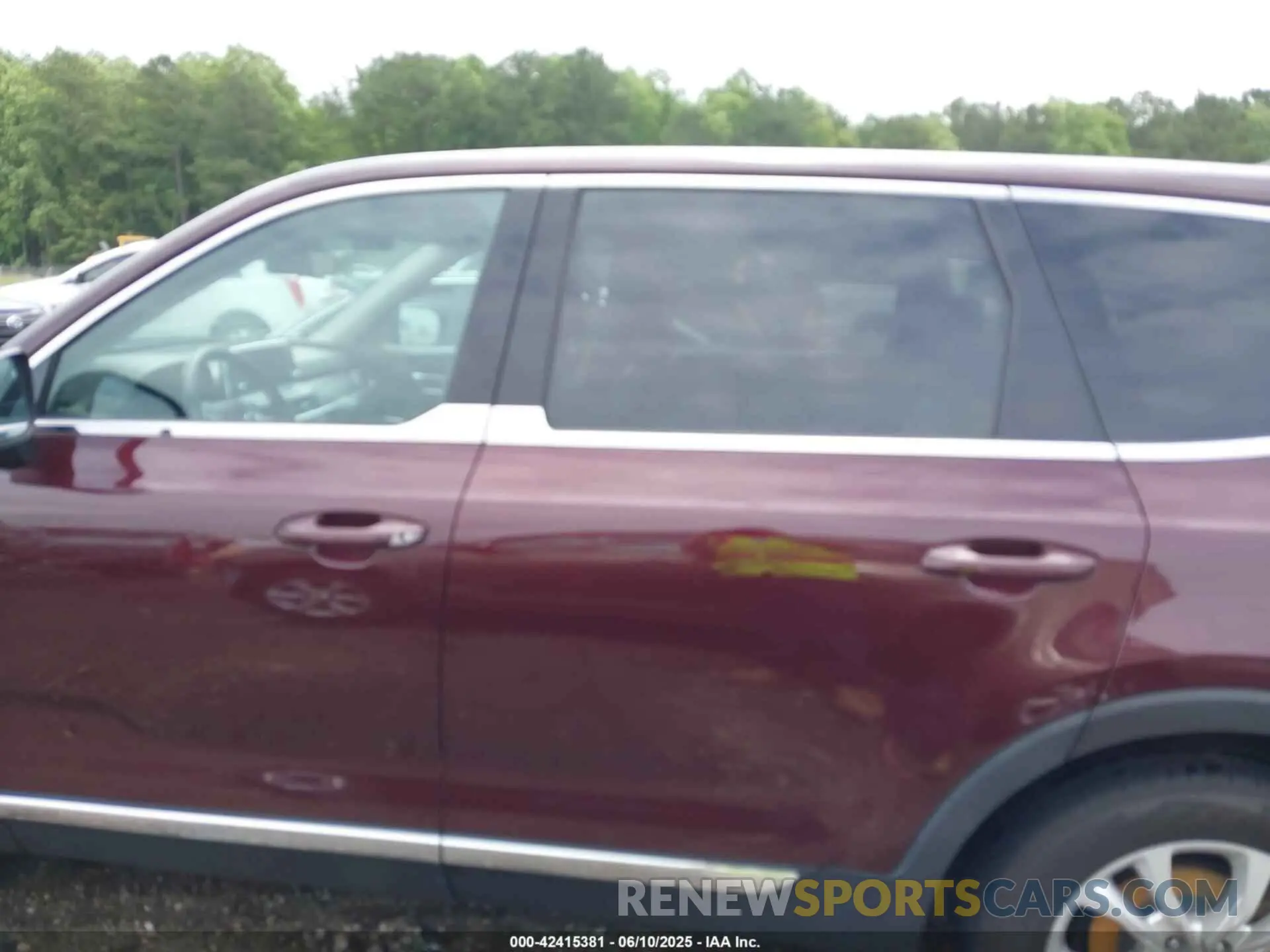 14 Photograph of a damaged car 5XYP2DHC4LG015923 KIA TELLURIDE 2020