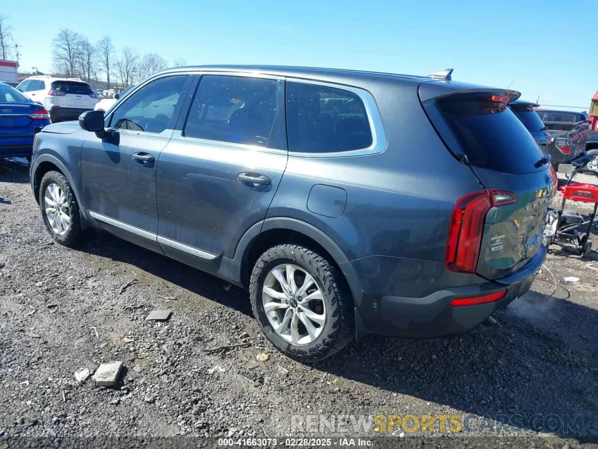 3 Photograph of a damaged car 5XYP2DHC5LG060188 KIA TELLURIDE 2020