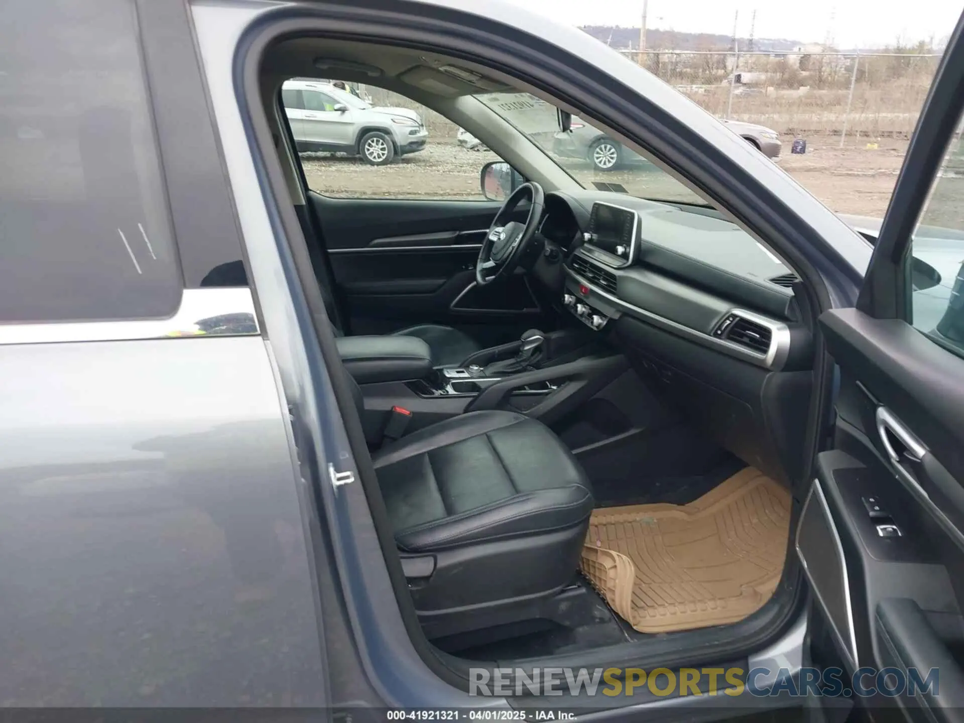5 Photograph of a damaged car 5XYP2DHC7LG048995 KIA TELLURIDE 2020