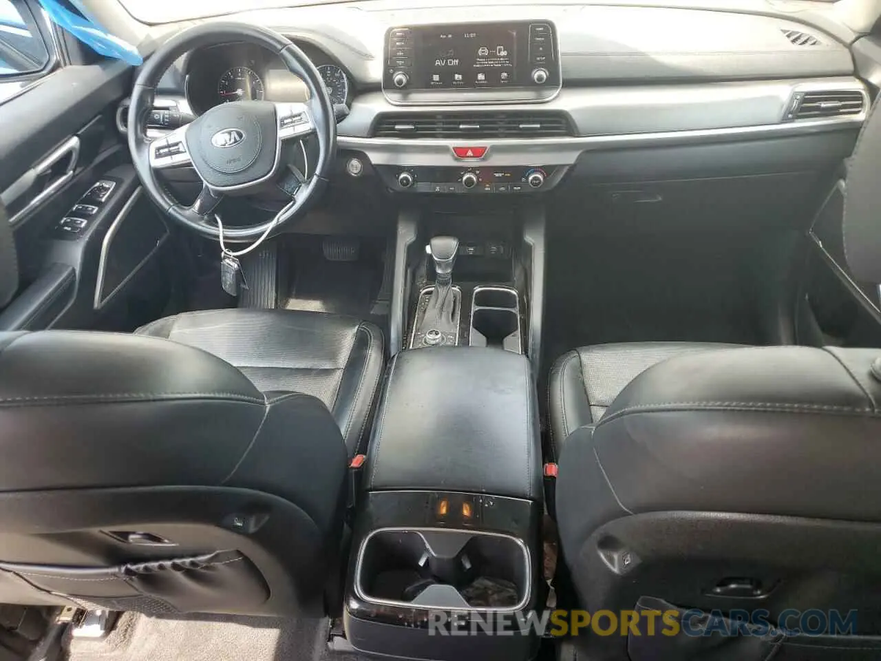 8 Photograph of a damaged car 5XYP2DHC8LG062890 KIA TELLURIDE 2020