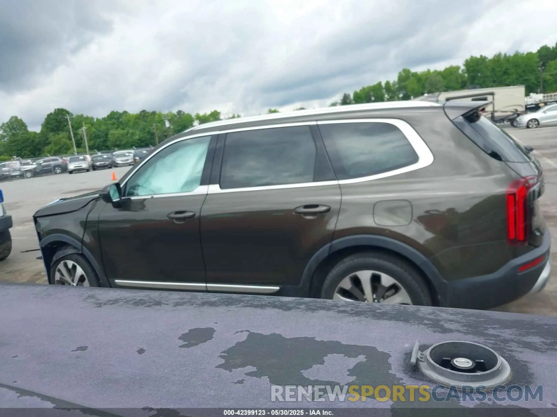 14 Photograph of a damaged car 5XYP34HC3LG088925 KIA TELLURIDE 2020