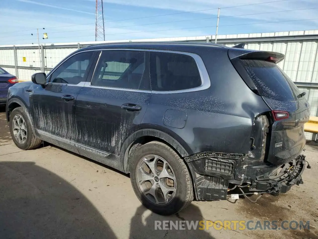 2 Photograph of a damaged car 5XYP34HC6LG025740 KIA TELLURIDE 2020