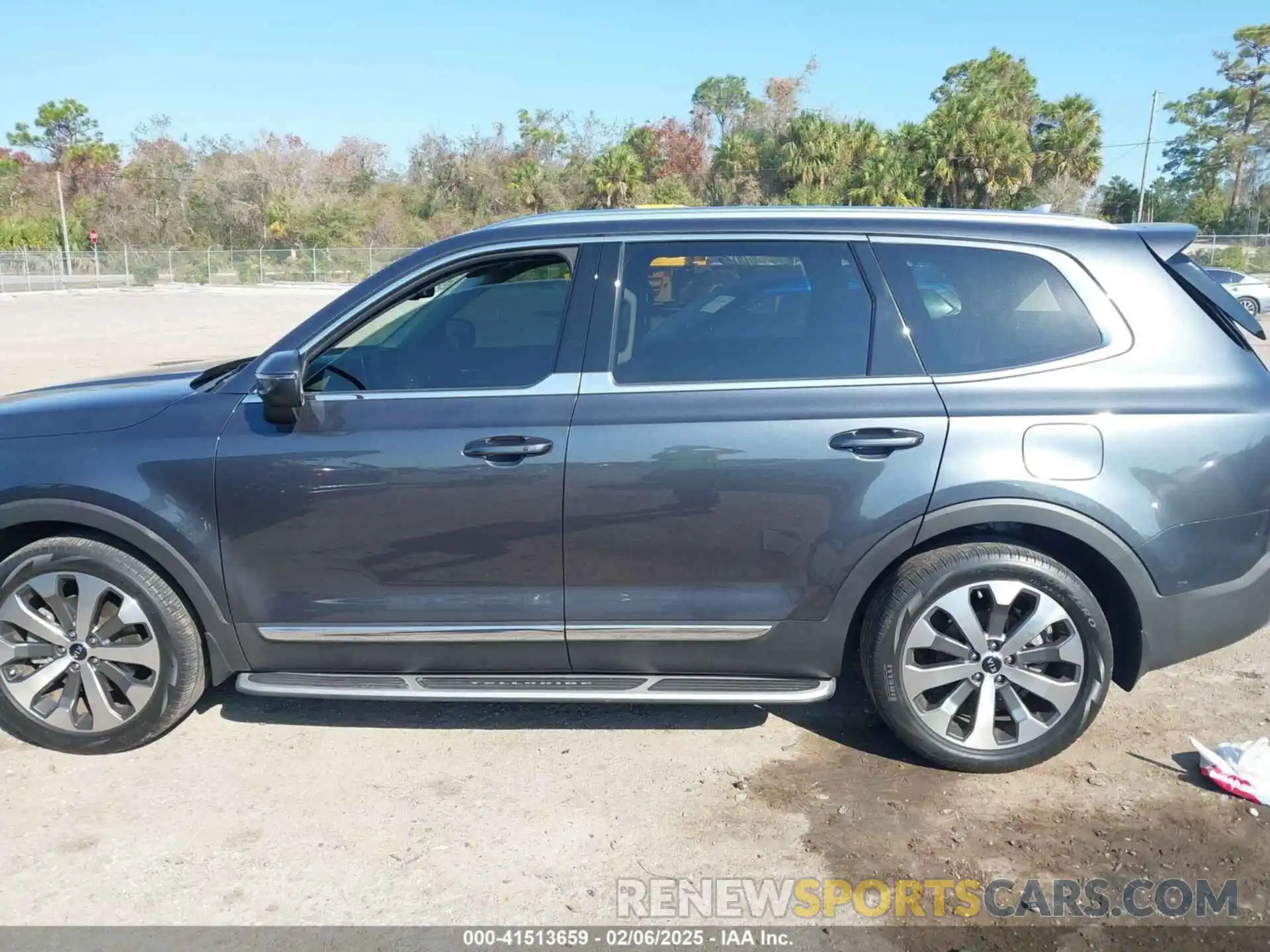 15 Photograph of a damaged car 5XYP34HC6LG055627 KIA TELLURIDE 2020