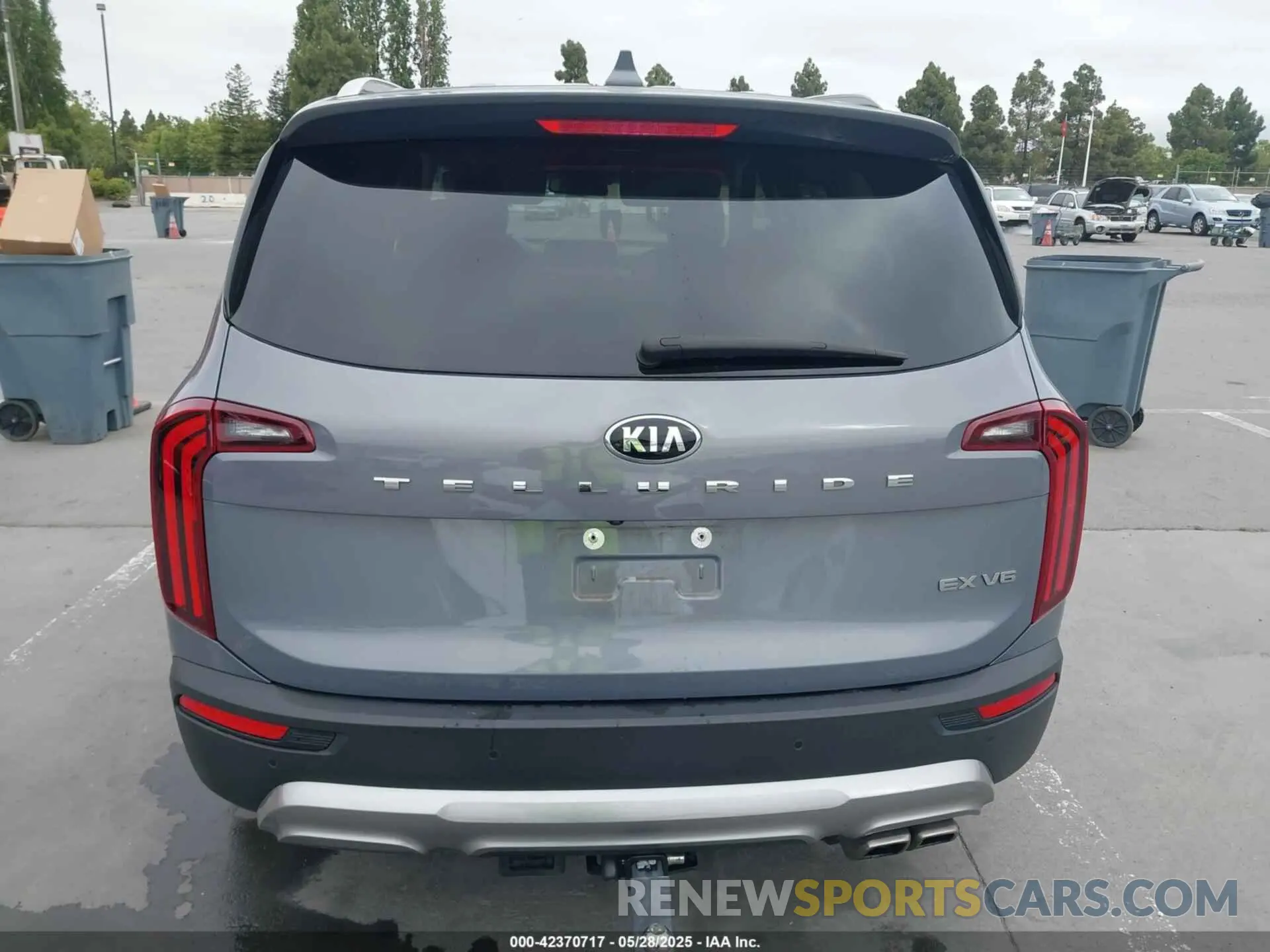 16 Photograph of a damaged car 5XYP34HC6LG068233 KIA TELLURIDE 2020