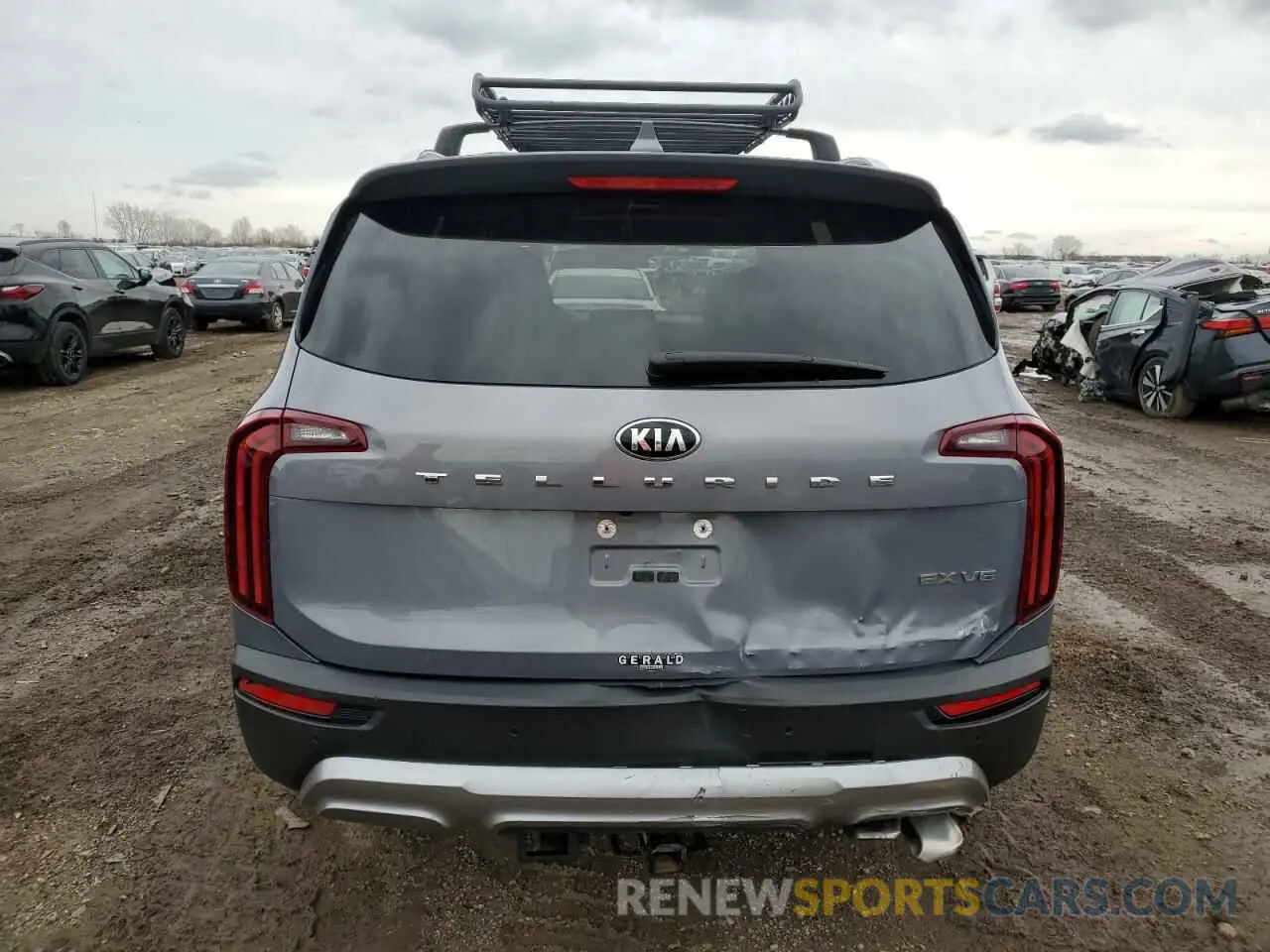 6 Photograph of a damaged car 5XYP34HC6LG082455 KIA TELLURIDE 2020