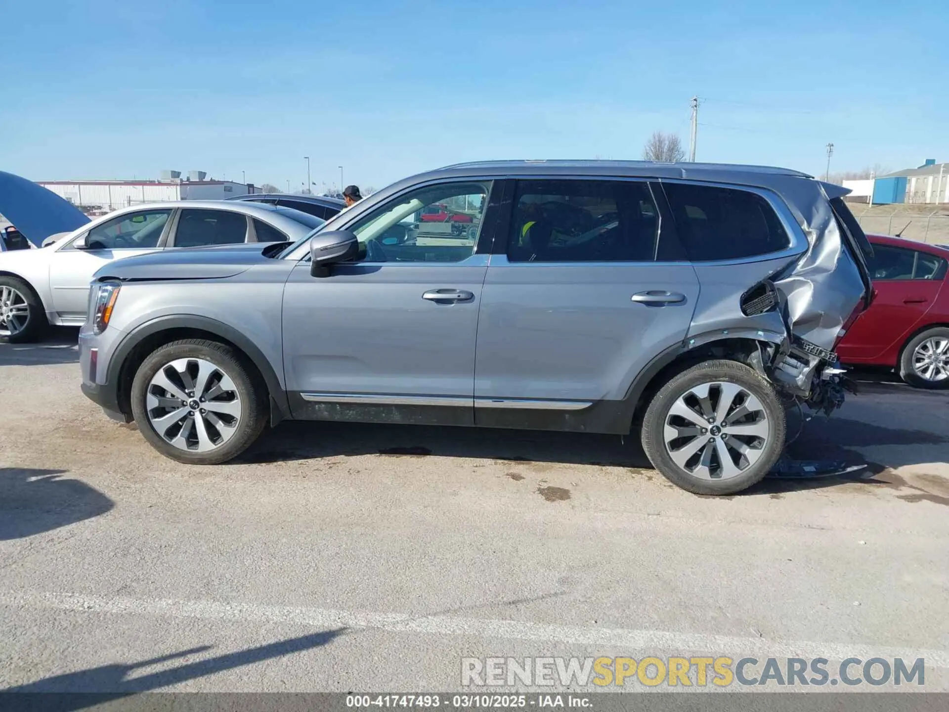14 Photograph of a damaged car 5XYP34HC6LG086196 KIA TELLURIDE 2020