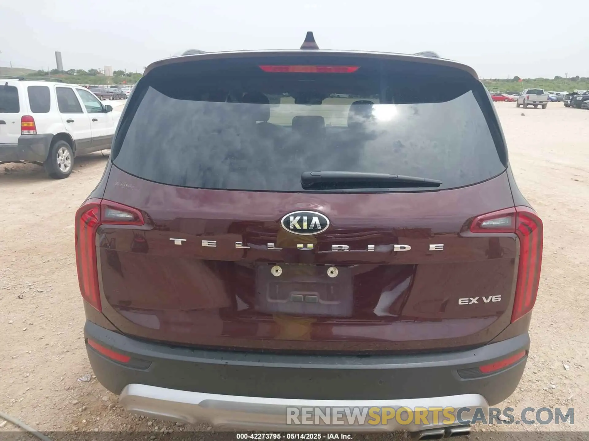 16 Photograph of a damaged car 5XYP34HC9LG001173 KIA TELLURIDE 2020