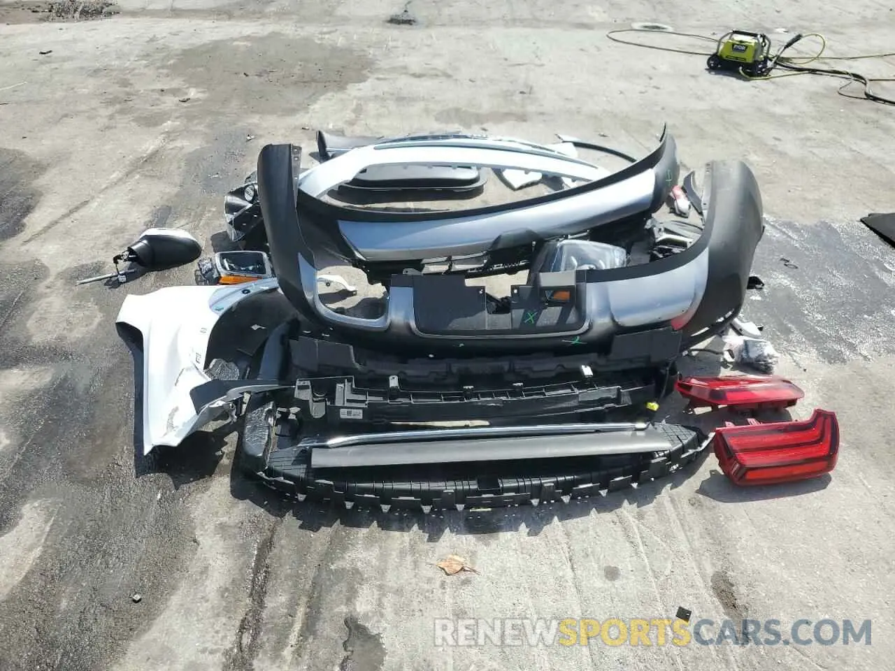 13 Photograph of a damaged car 5XYP34HC9LG032259 KIA TELLURIDE 2020