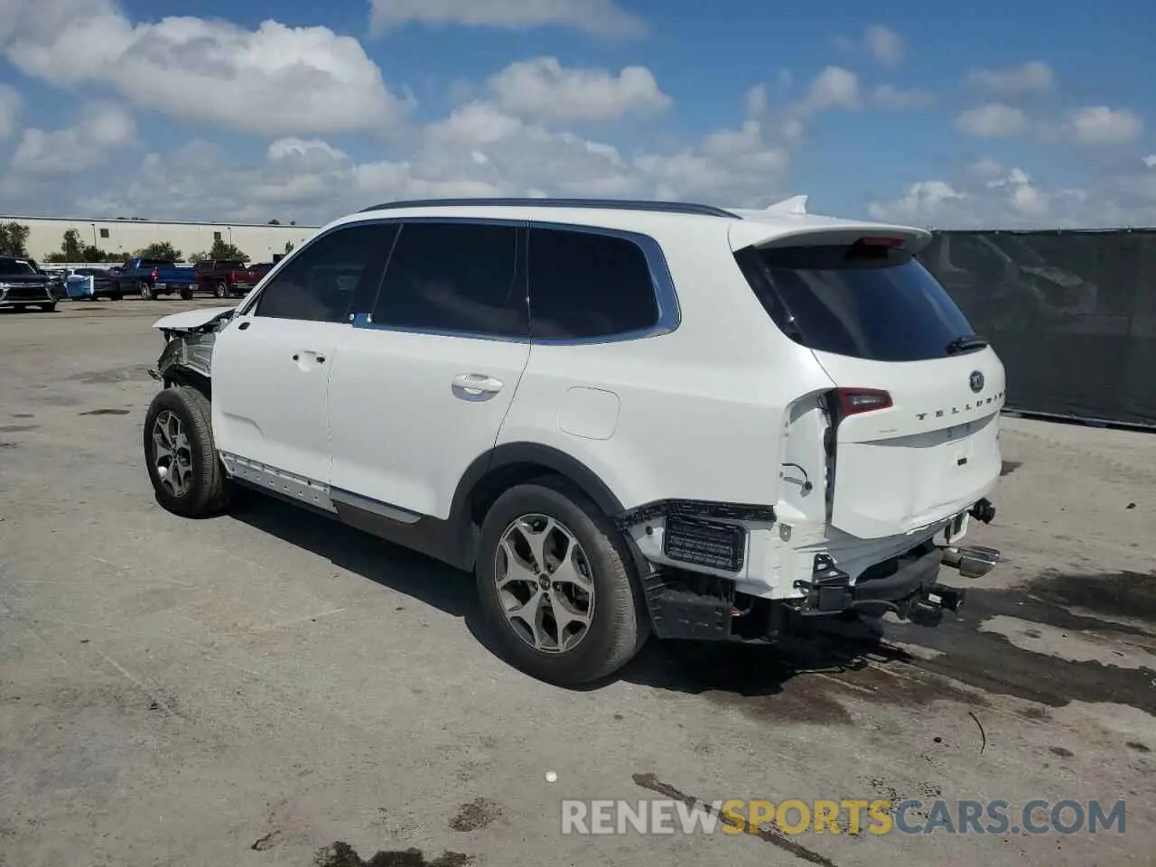 2 Photograph of a damaged car 5XYP34HC9LG032259 KIA TELLURIDE 2020
