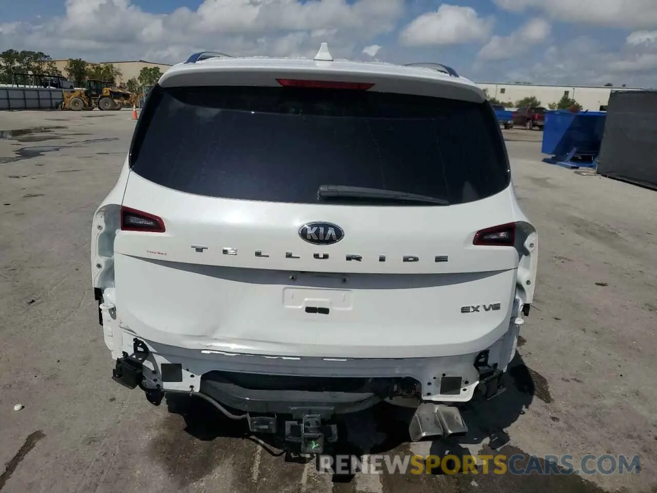 6 Photograph of a damaged car 5XYP34HC9LG032259 KIA TELLURIDE 2020