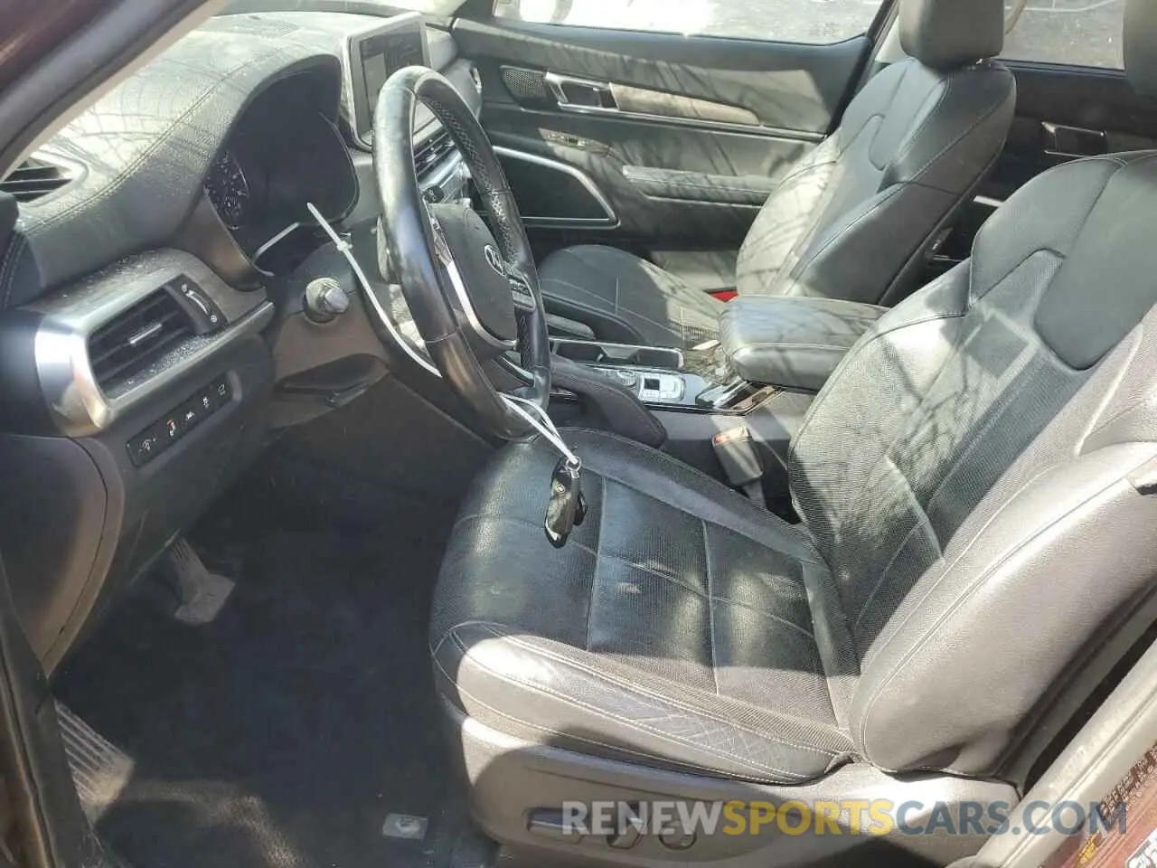 7 Photograph of a damaged car 5XYP3DHC1LG055440 KIA TELLURIDE 2020