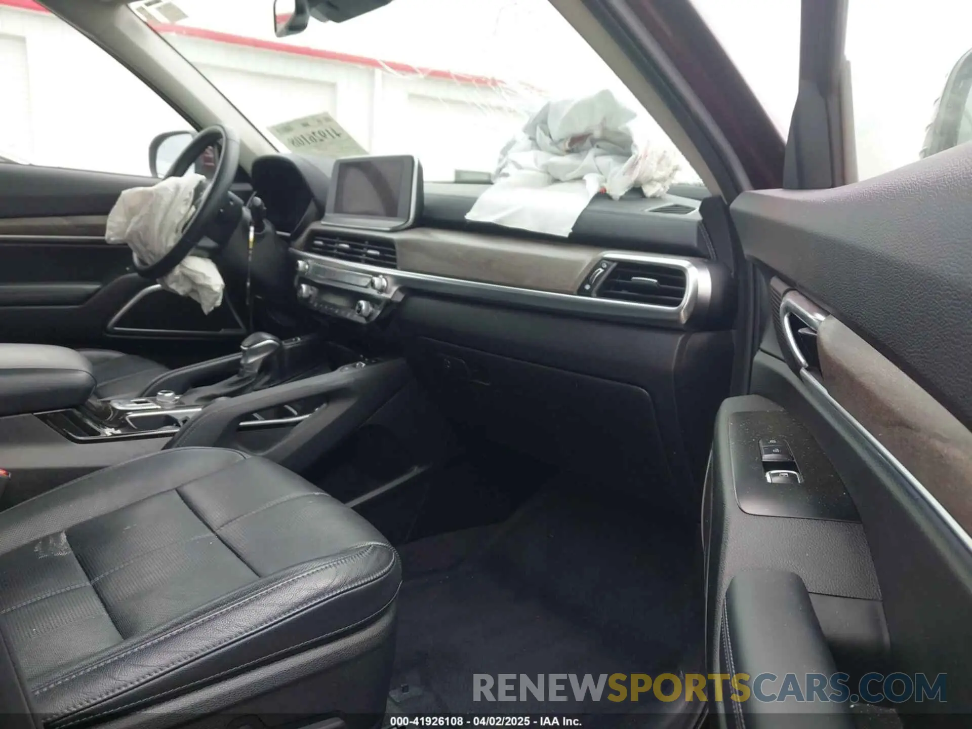 5 Photograph of a damaged car 5XYP3DHC1LG056748 KIA TELLURIDE 2020