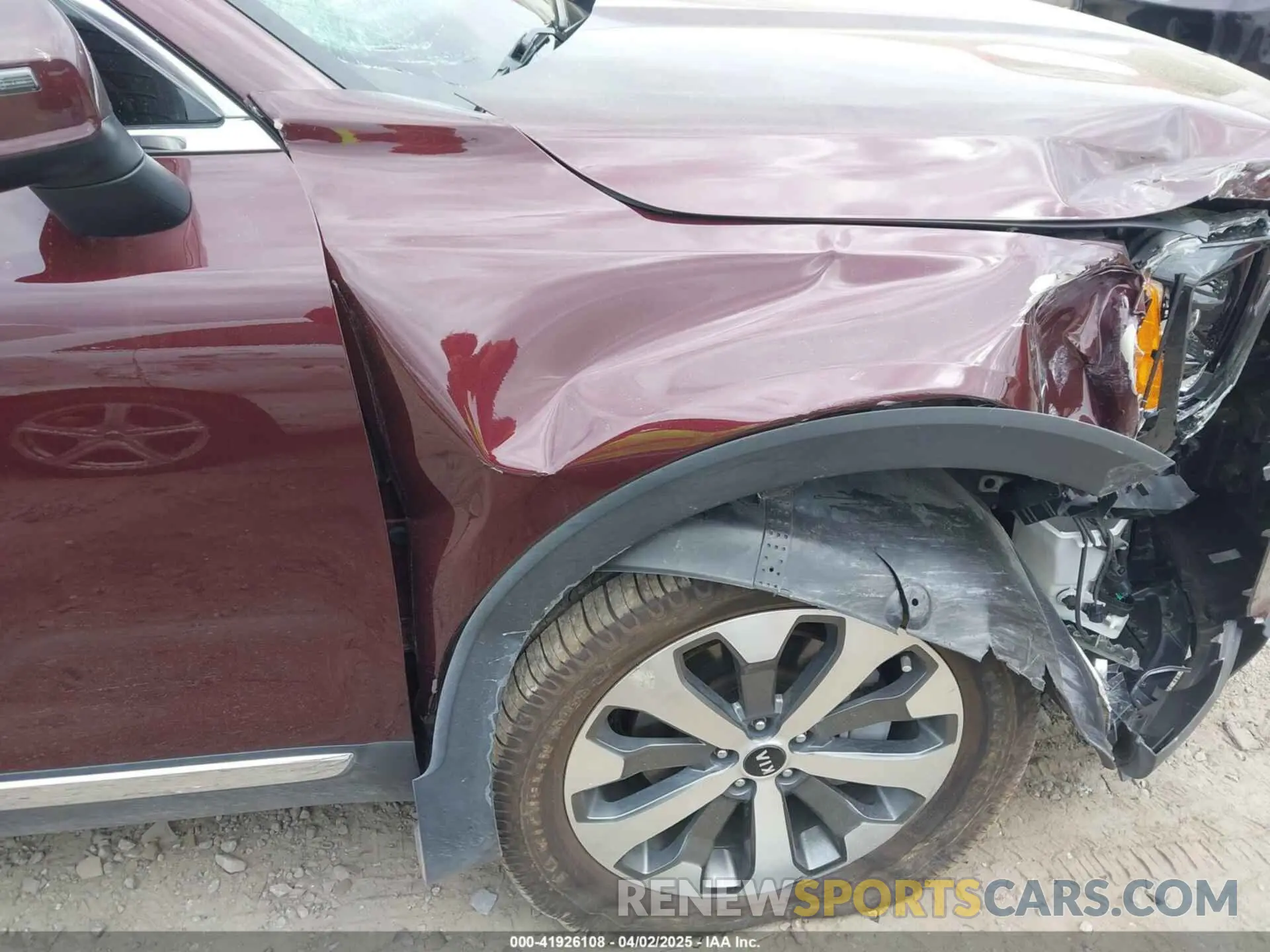 6 Photograph of a damaged car 5XYP3DHC1LG056748 KIA TELLURIDE 2020