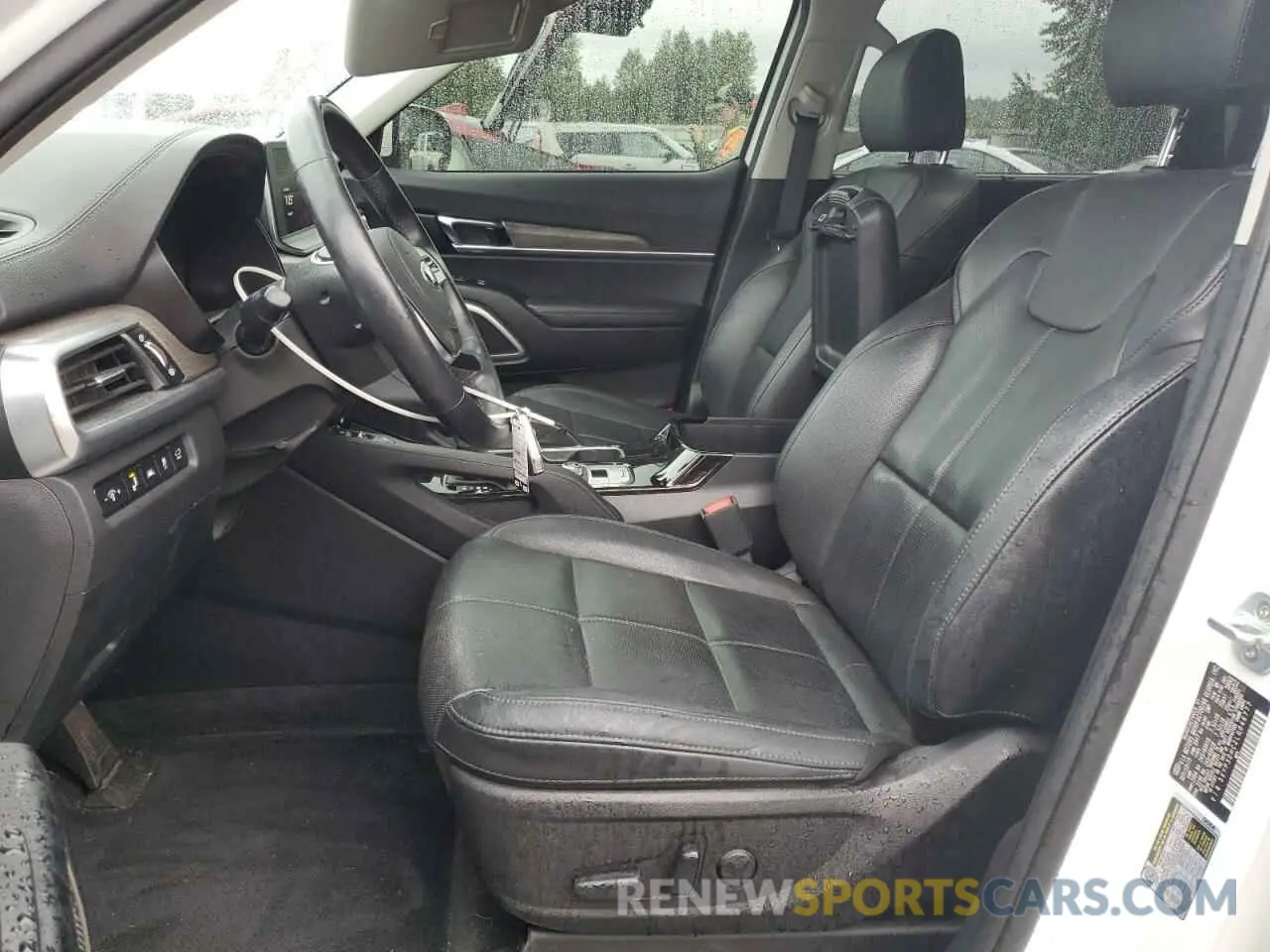 7 Photograph of a damaged car 5XYP3DHC2LG046777 KIA TELLURIDE 2020