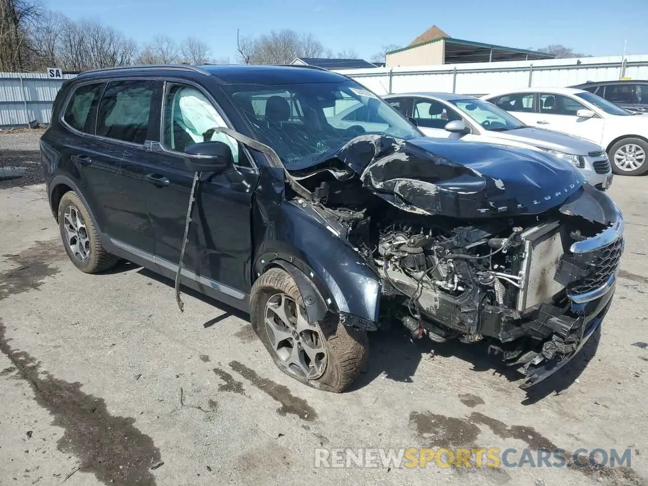 4 Photograph of a damaged car 5XYP3DHC6LG052405 KIA TELLURIDE 2020