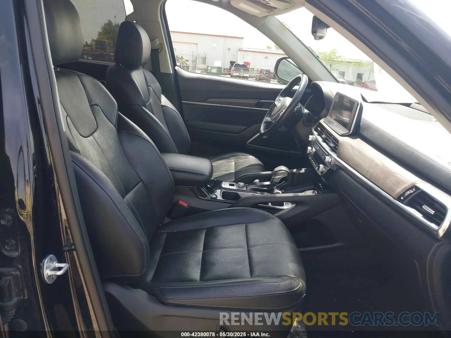 5 Photograph of a damaged car 5XYP3DHC6LG055921 KIA TELLURIDE 2020