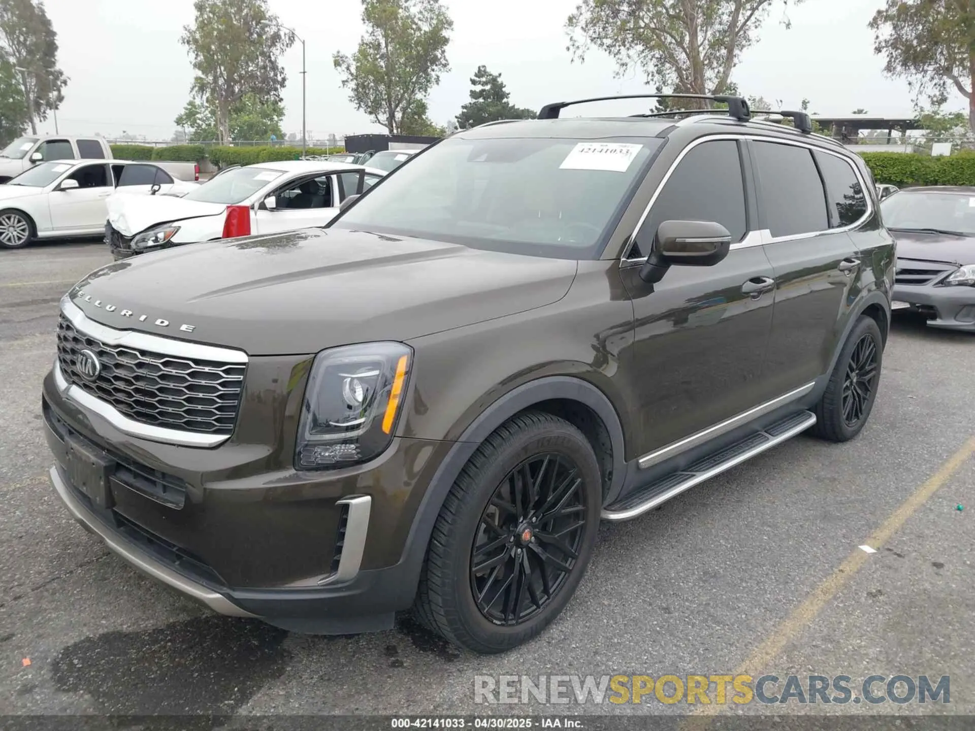2 Photograph of a damaged car 5XYP3DHC9LG001495 KIA TELLURIDE 2020