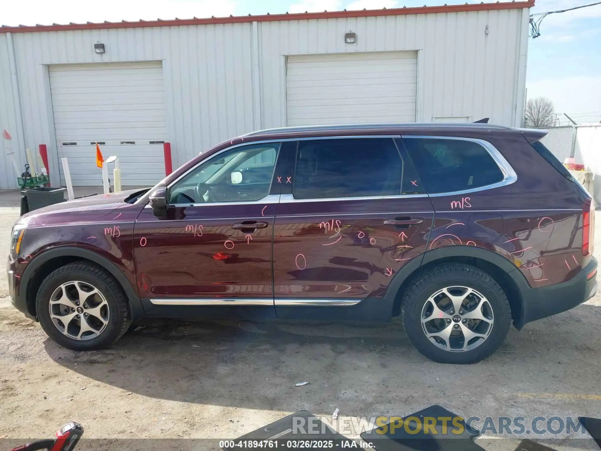 14 Photograph of a damaged car 5XYP3DHC9LG010813 KIA TELLURIDE 2020