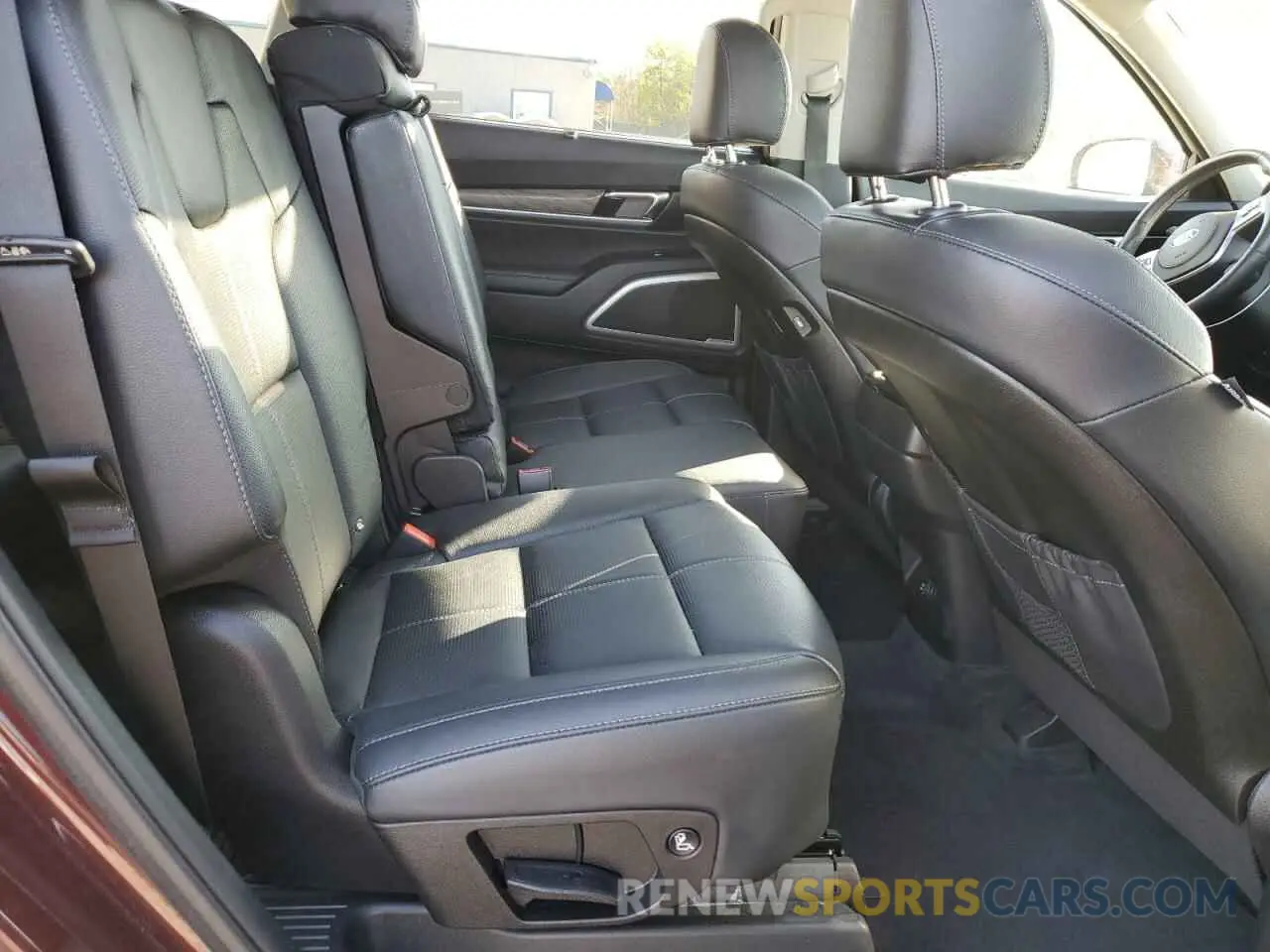 11 Photograph of a damaged car 5XYP3DHC9LG032973 KIA TELLURIDE 2020