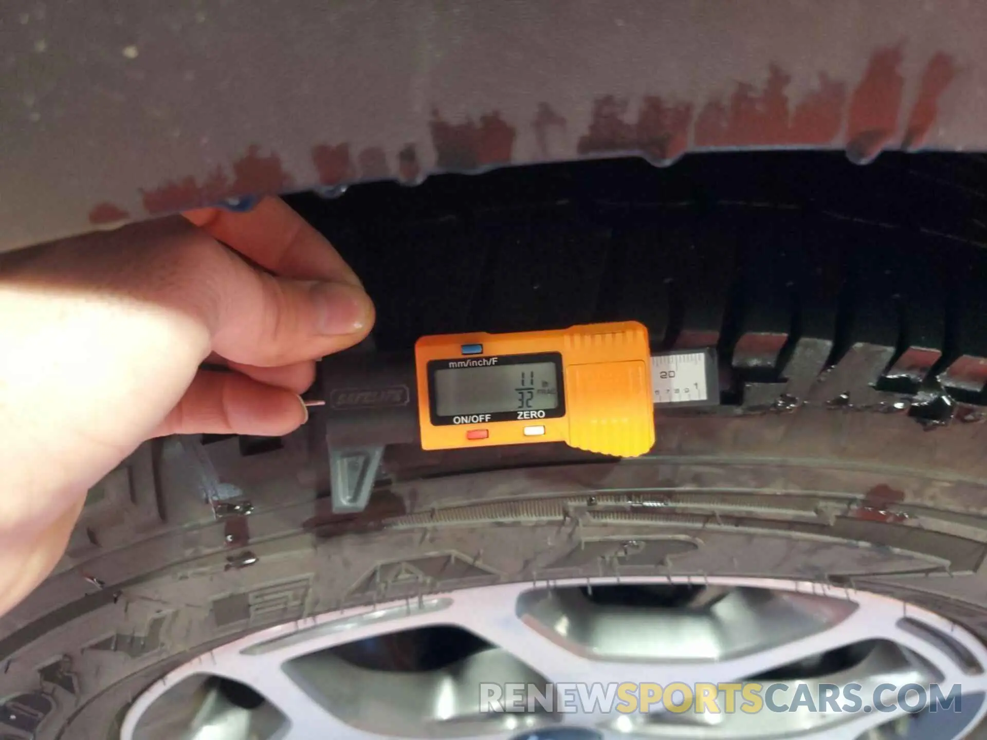21 Photograph of a damaged car 5XYP3DHC9LG046517 KIA TELLURIDE 2020
