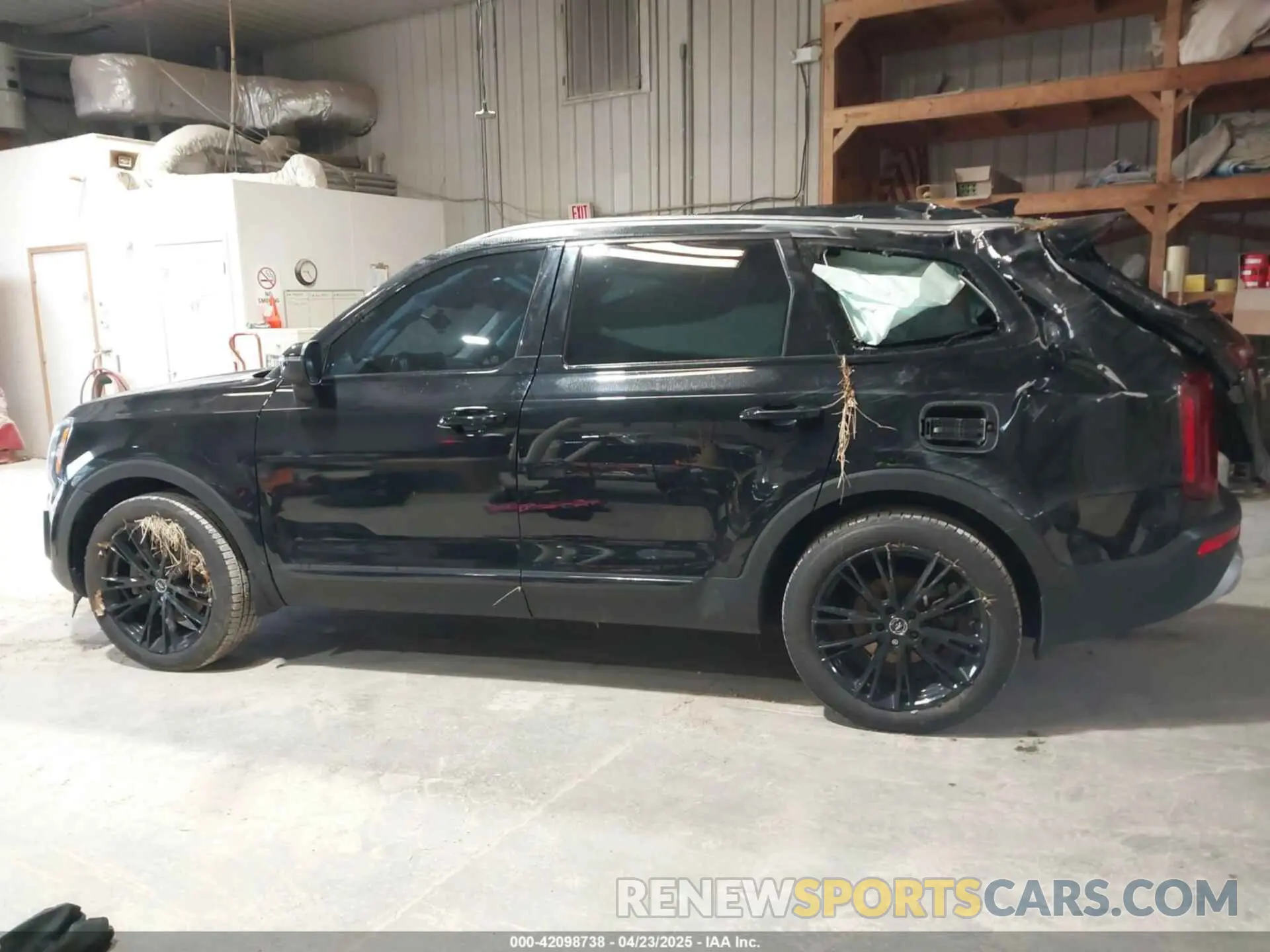 13 Photograph of a damaged car 5XYP3DHCXLG027703 KIA TELLURIDE 2020