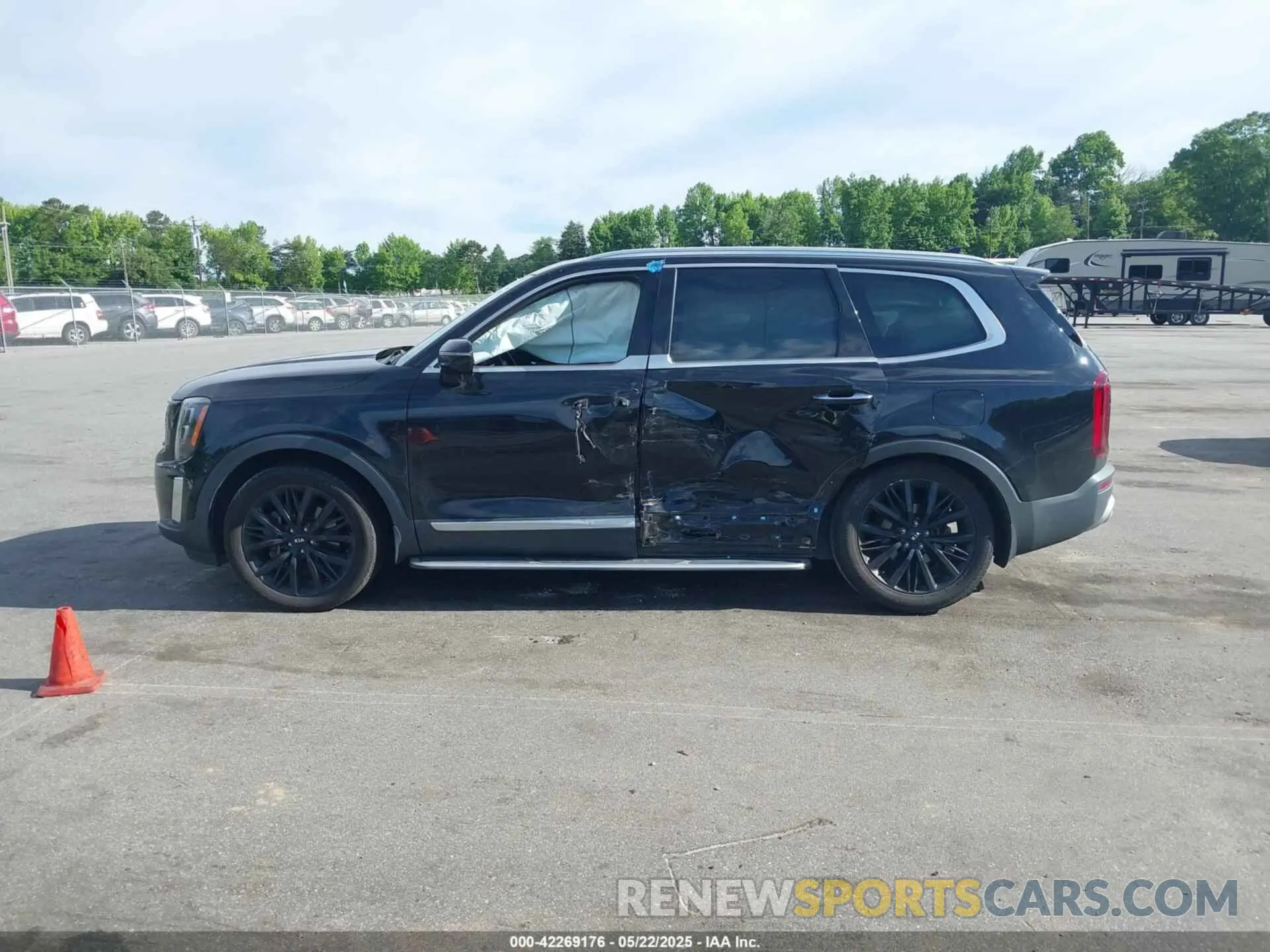 14 Photograph of a damaged car 5XYP54HC2LG084875 KIA TELLURIDE 2020