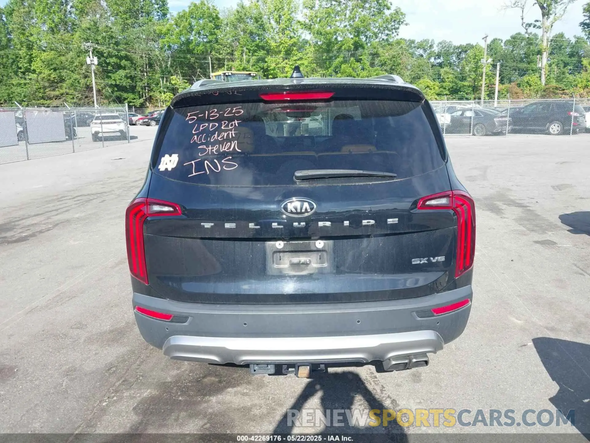 16 Photograph of a damaged car 5XYP54HC2LG084875 KIA TELLURIDE 2020