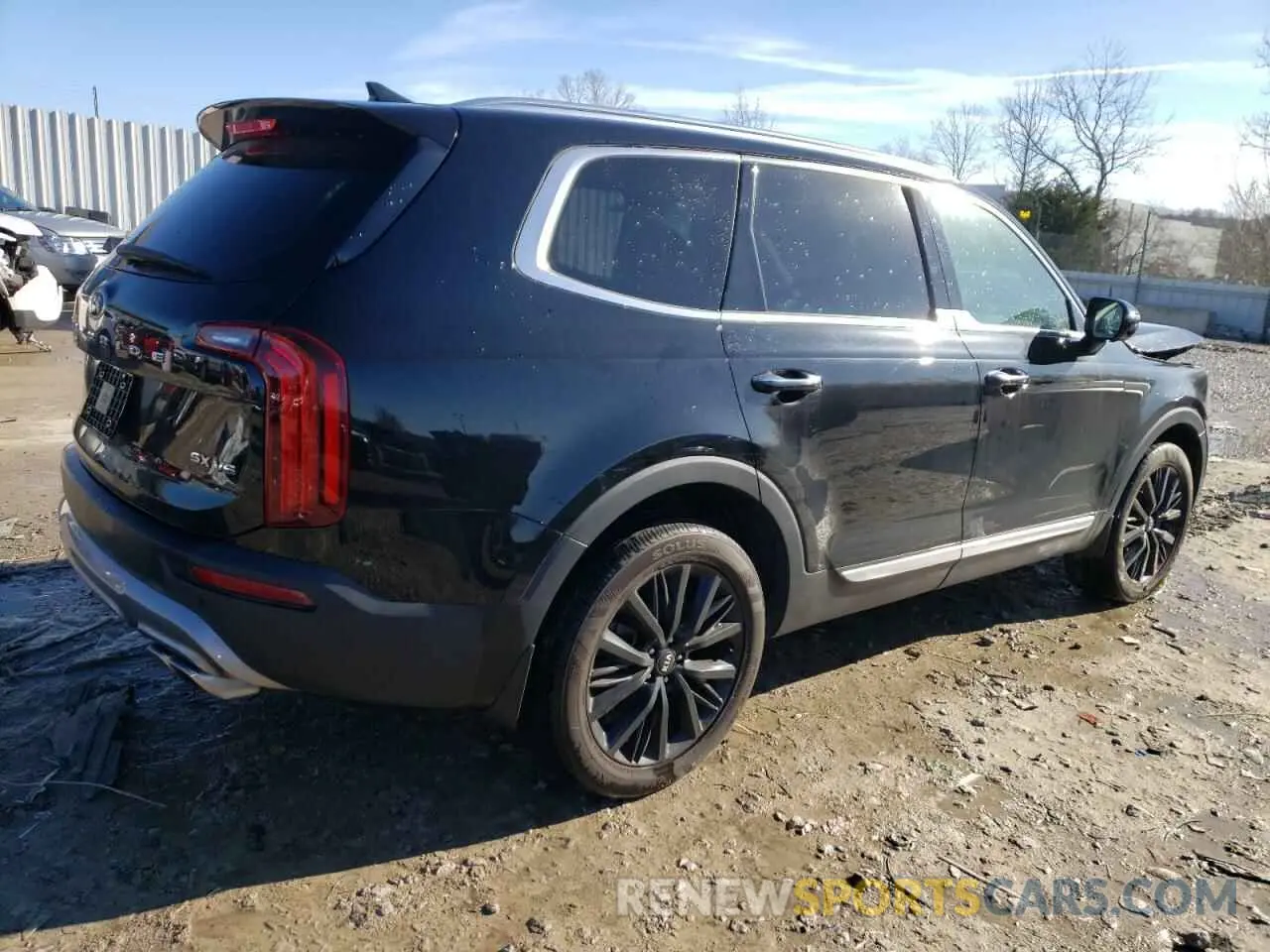 3 Photograph of a damaged car 5XYP54HC4LG031689 KIA TELLURIDE 2020