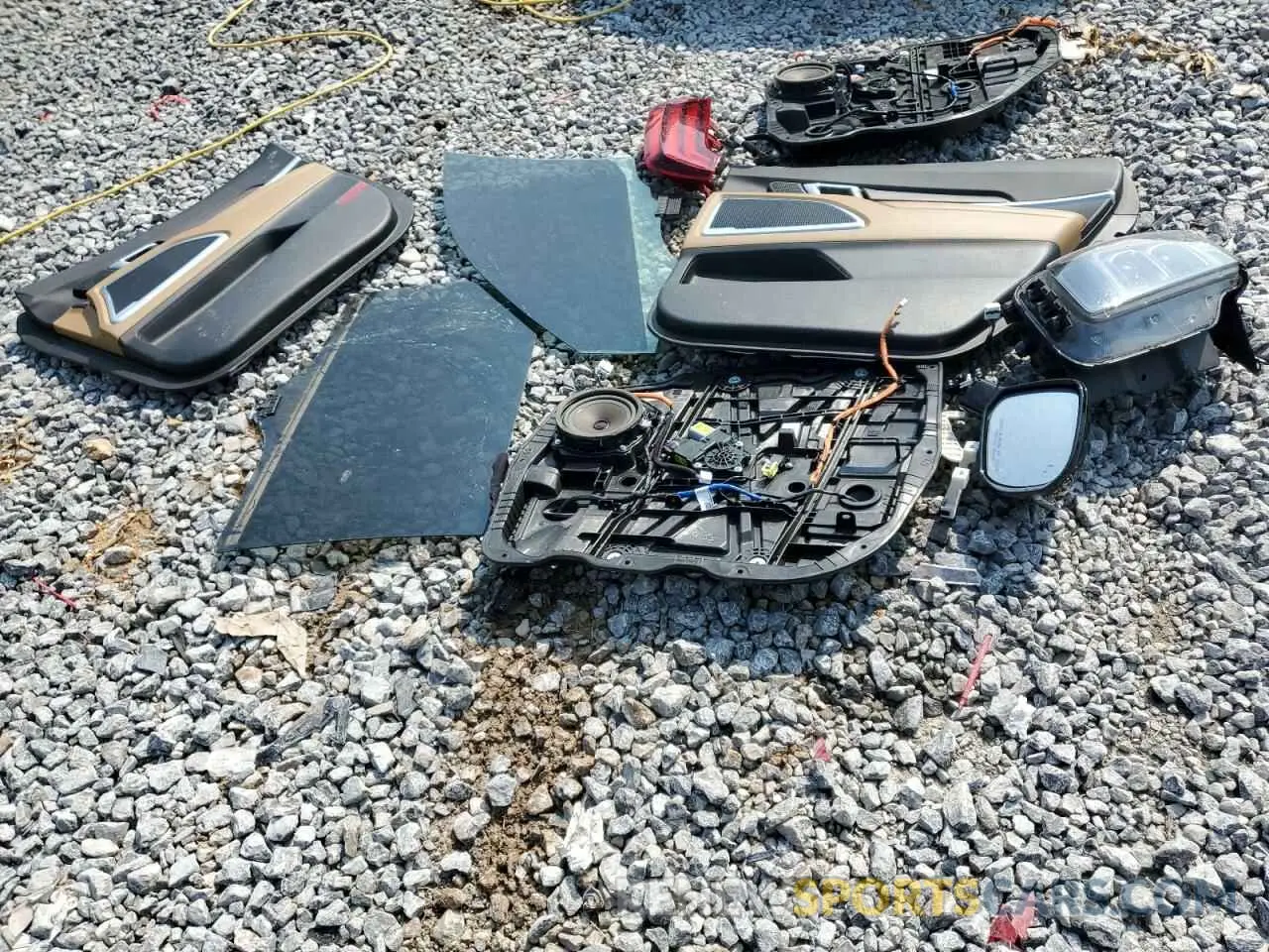 13 Photograph of a damaged car 5XYP54HC5LG088077 KIA TELLURIDE 2020
