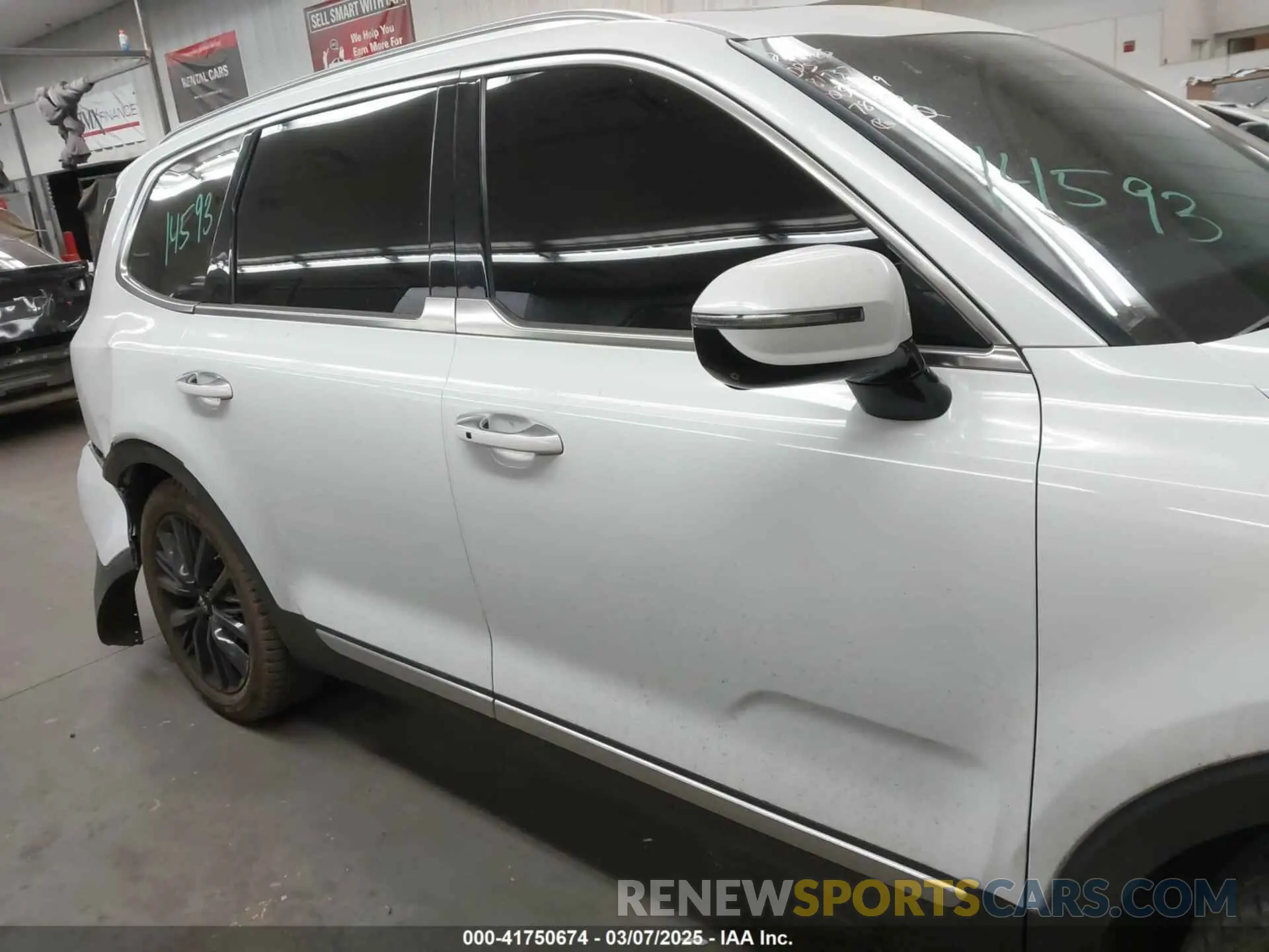 13 Photograph of a damaged car 5XYP54HC7LG030729 KIA TELLURIDE 2020