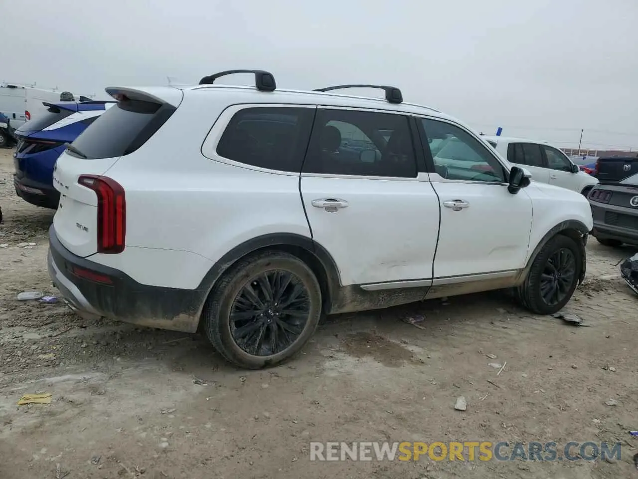 3 Photograph of a damaged car 5XYP54HC8LG066509 KIA TELLURIDE 2020