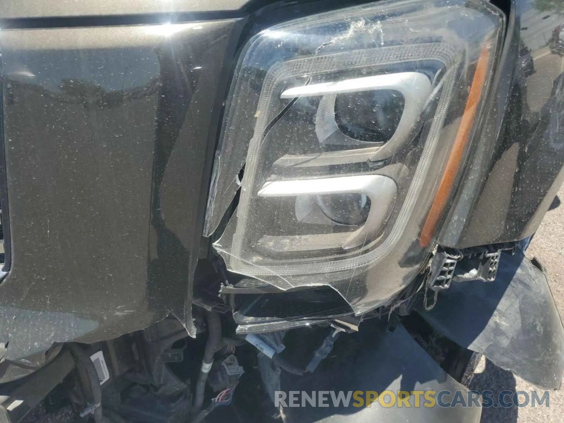 16 Photograph of a damaged car 5XYP54HC9LG037228 KIA TELLURIDE 2020