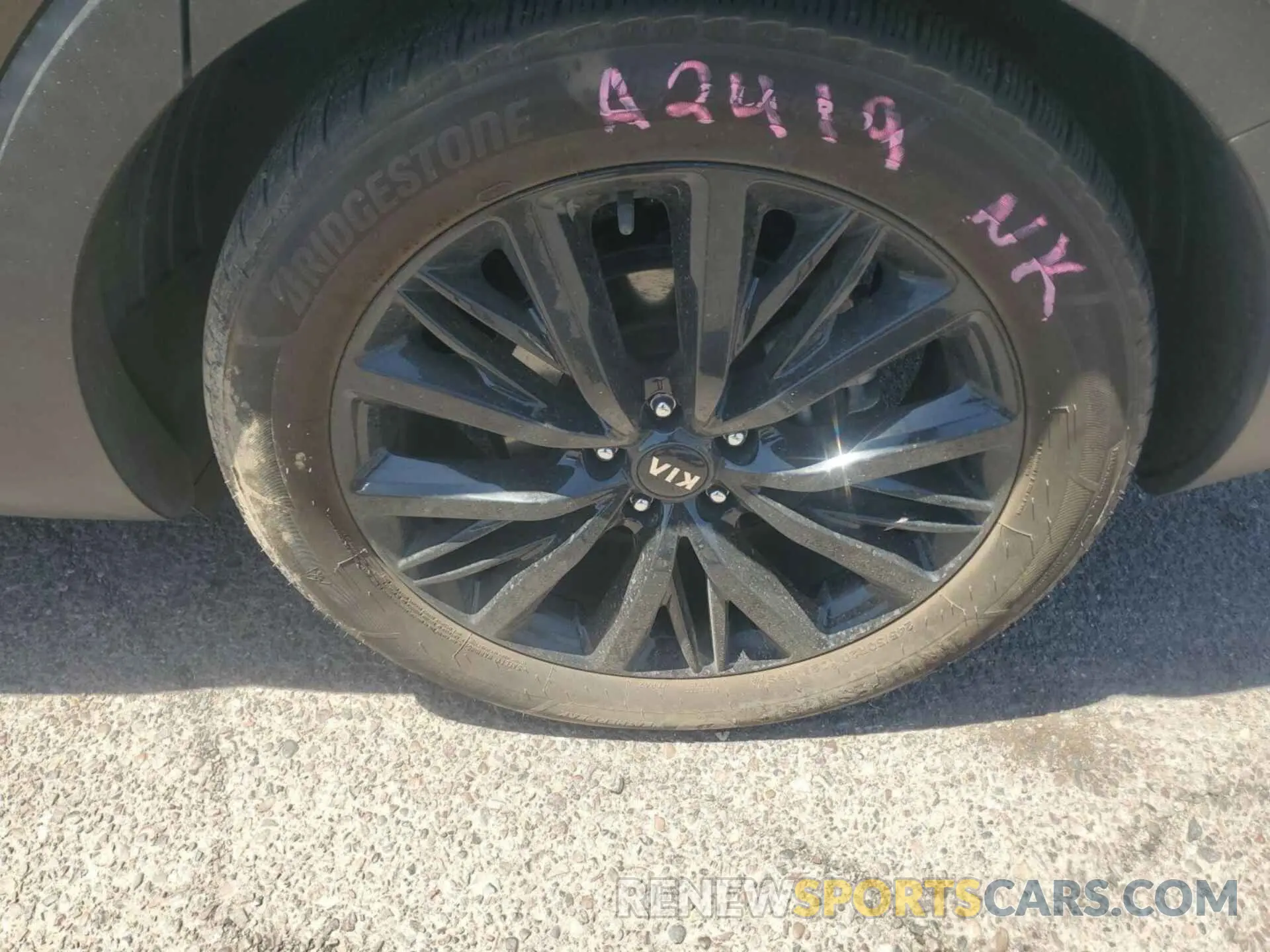 2 Photograph of a damaged car 5XYP54HC9LG037228 KIA TELLURIDE 2020