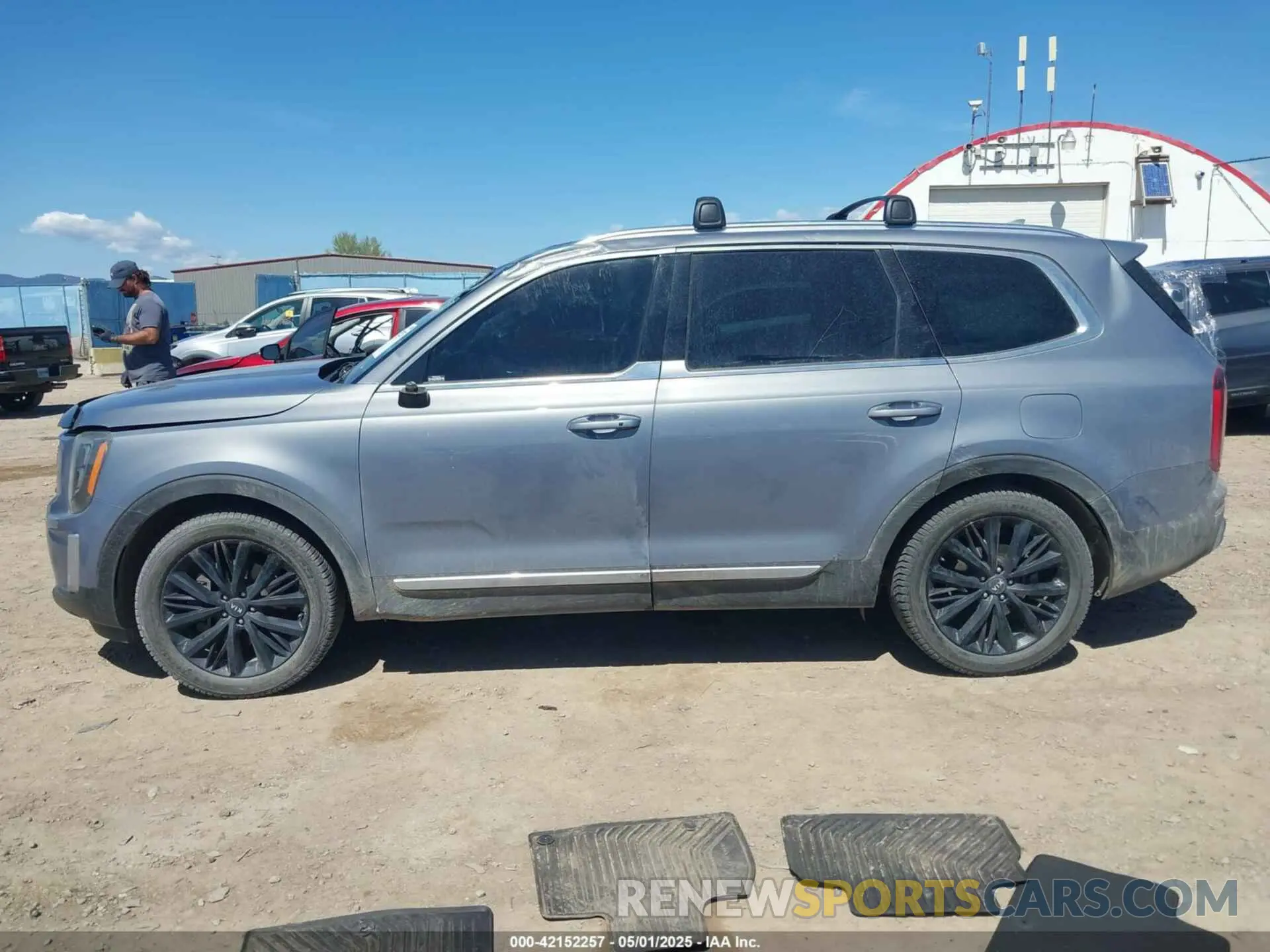 14 Photograph of a damaged car 5XYP5DHC0LG031351 KIA TELLURIDE 2020